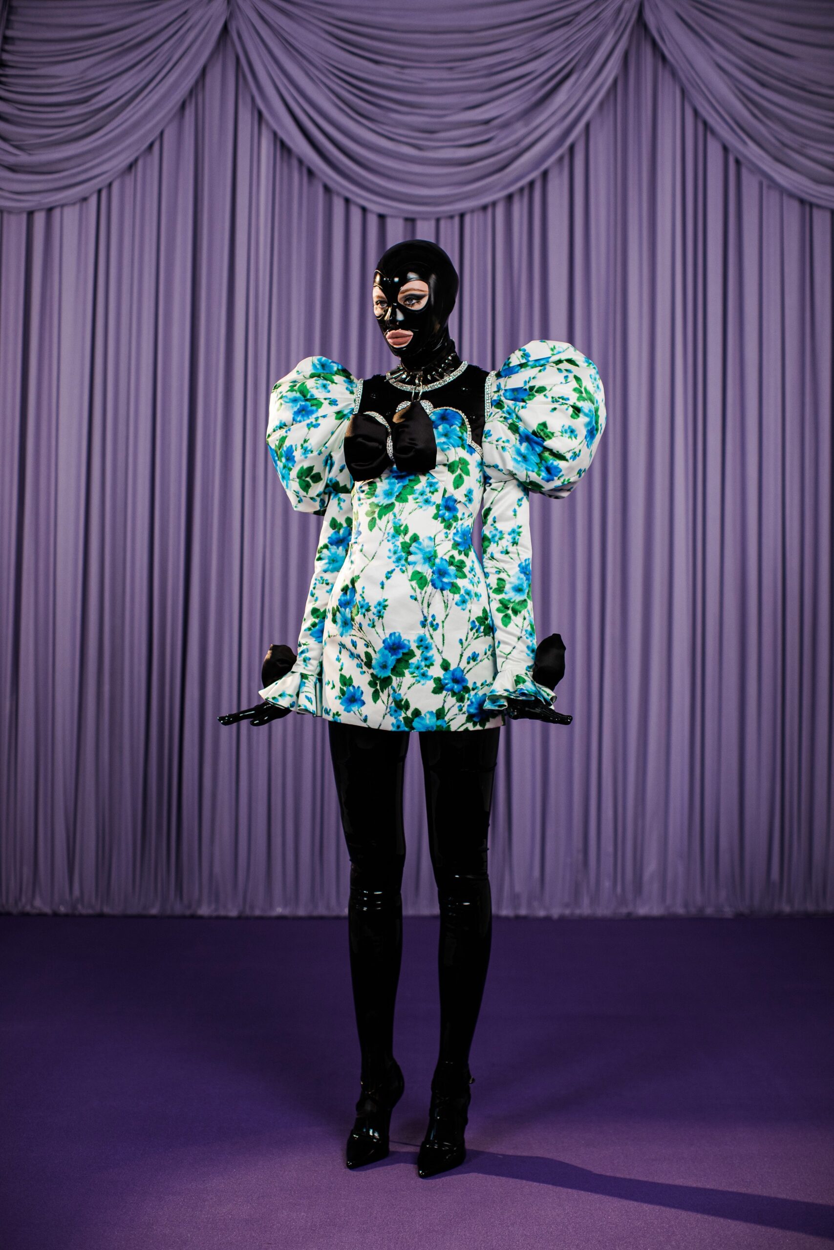 Richard Quinn F/W 21 Look 1