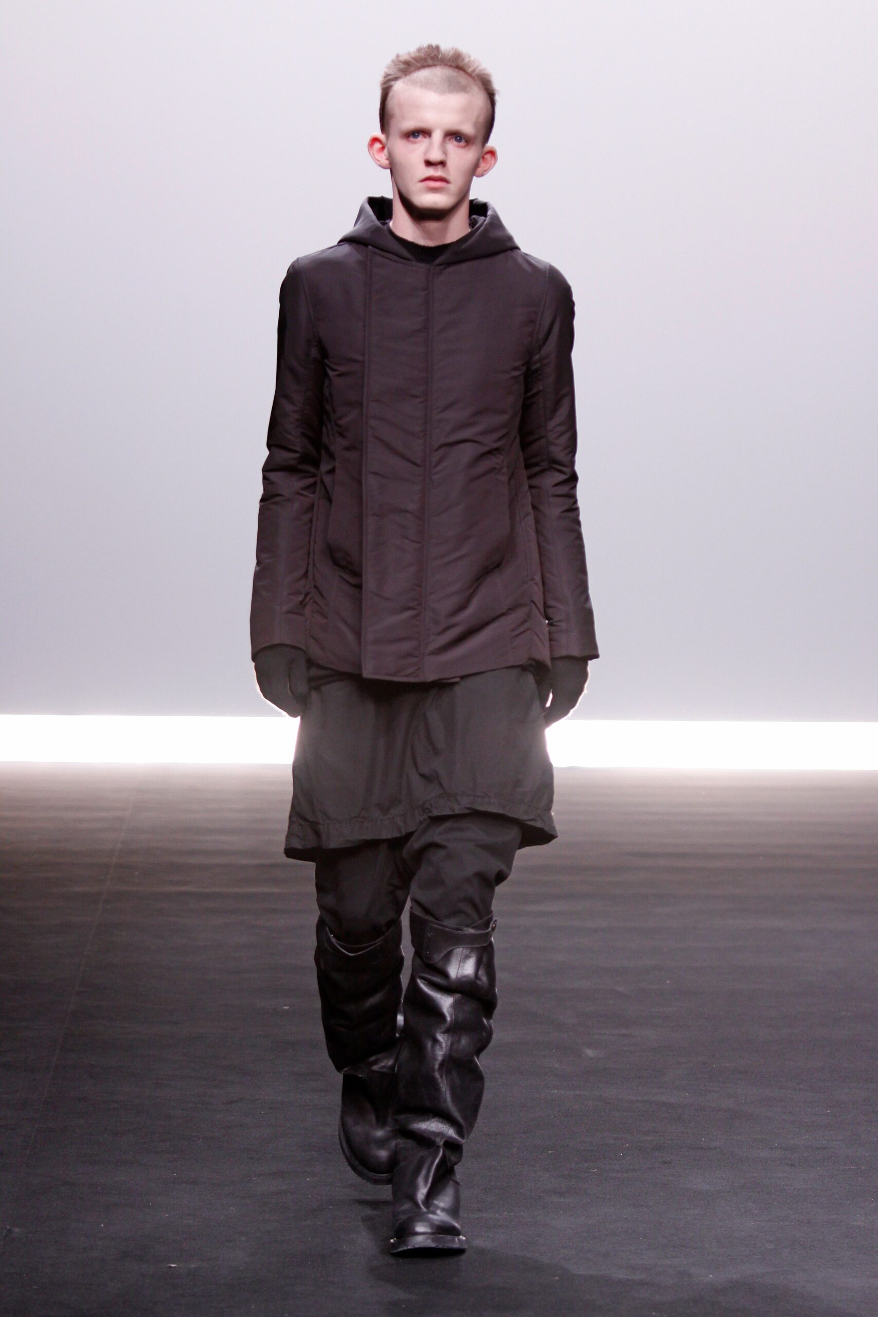 Rick Owens F/W 09 Menswear Look 1