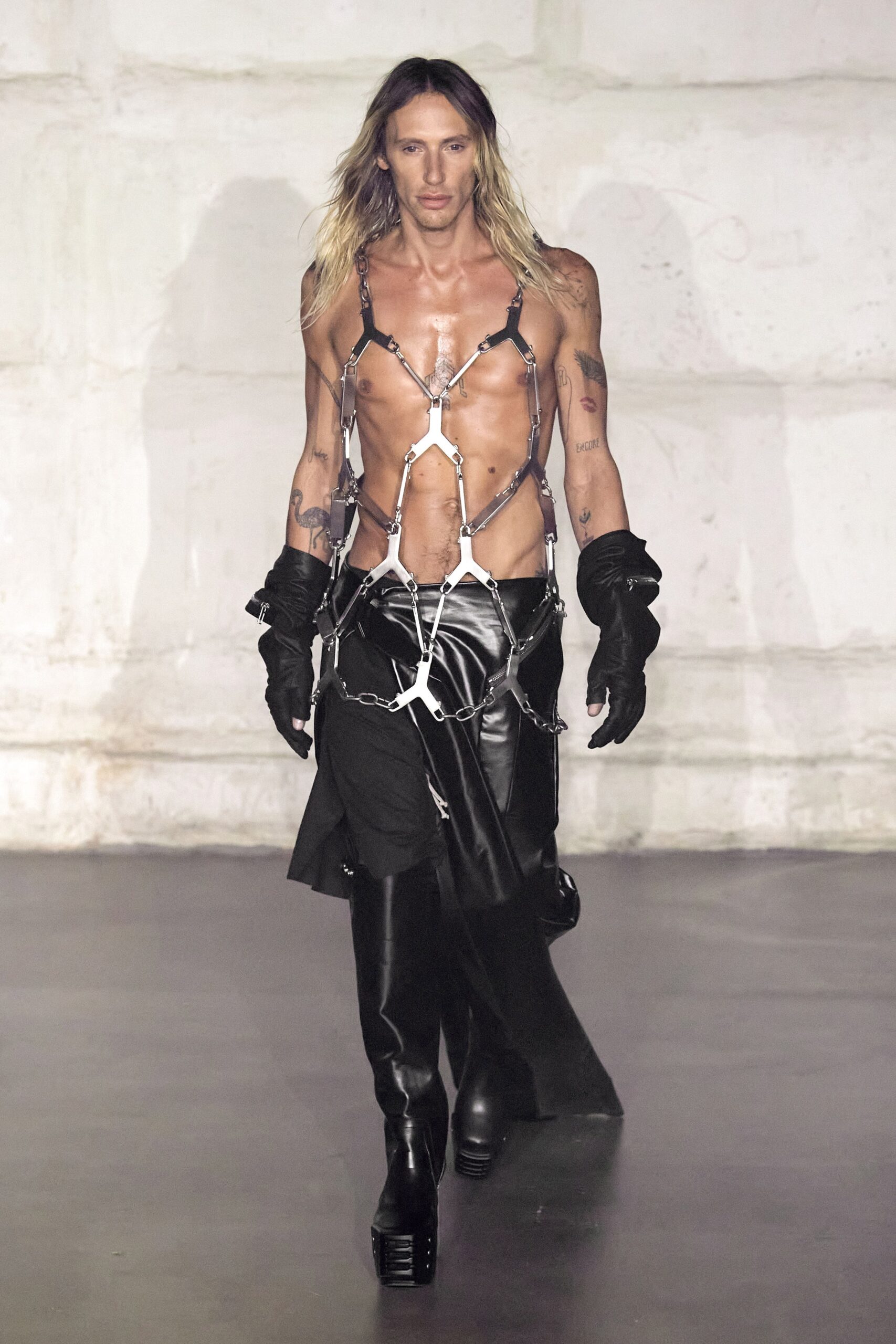 Rick Owens F/W 22 Menswear Look 1