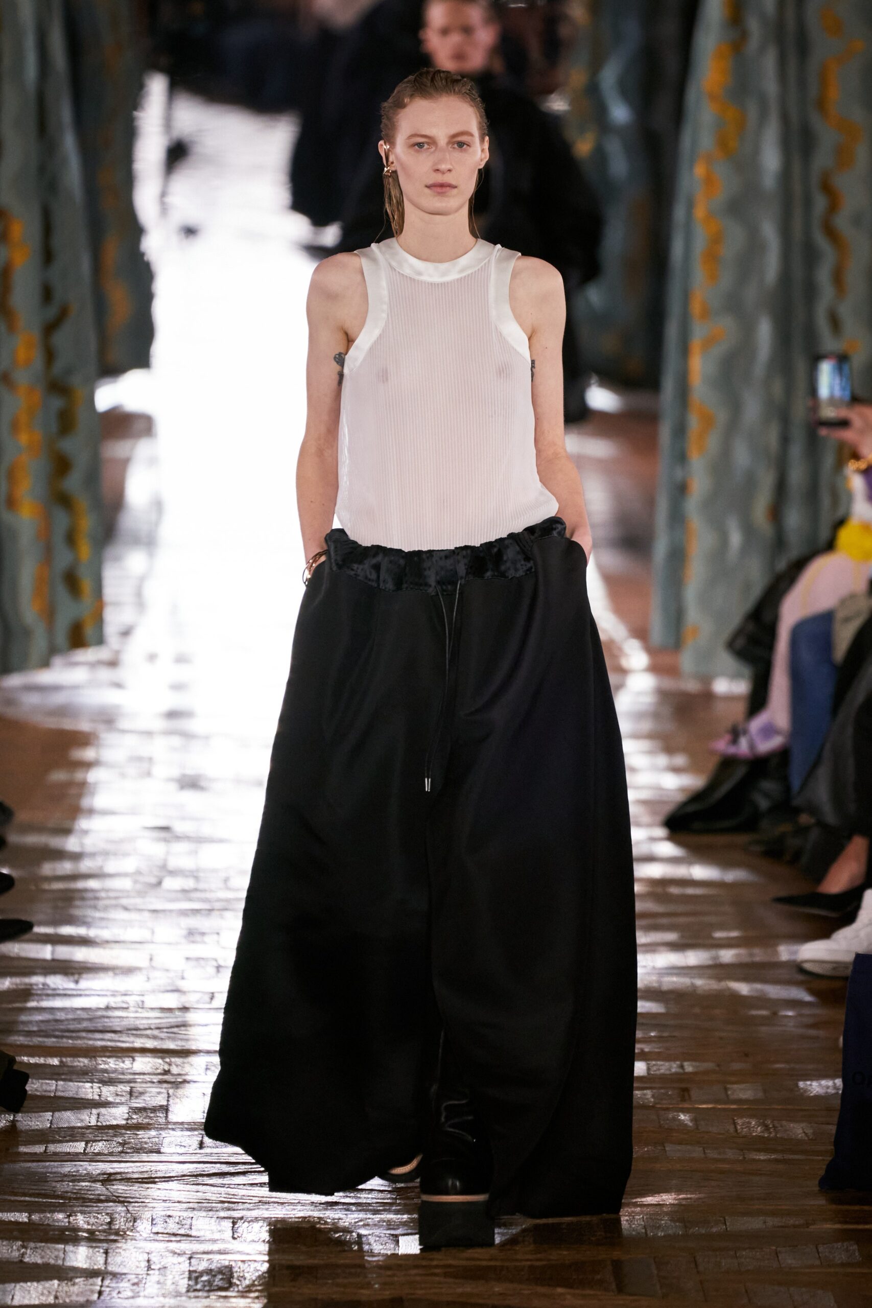 Sacai Fall 2022 Ready-to-Wear