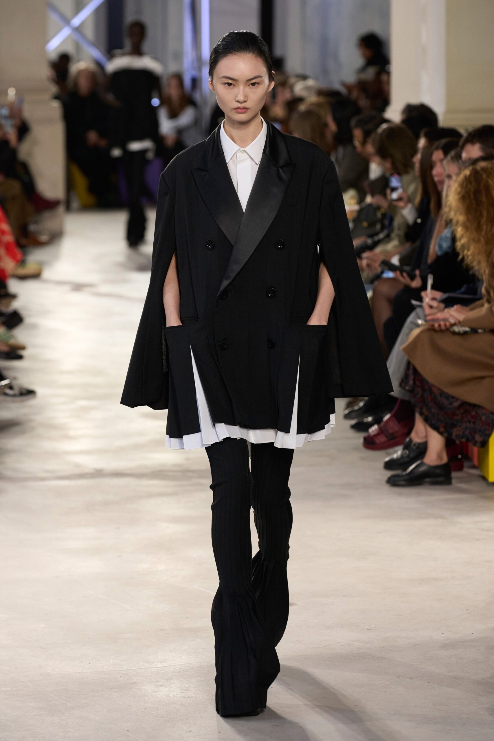 Sacai Spring 2023 Ready-to-Wear