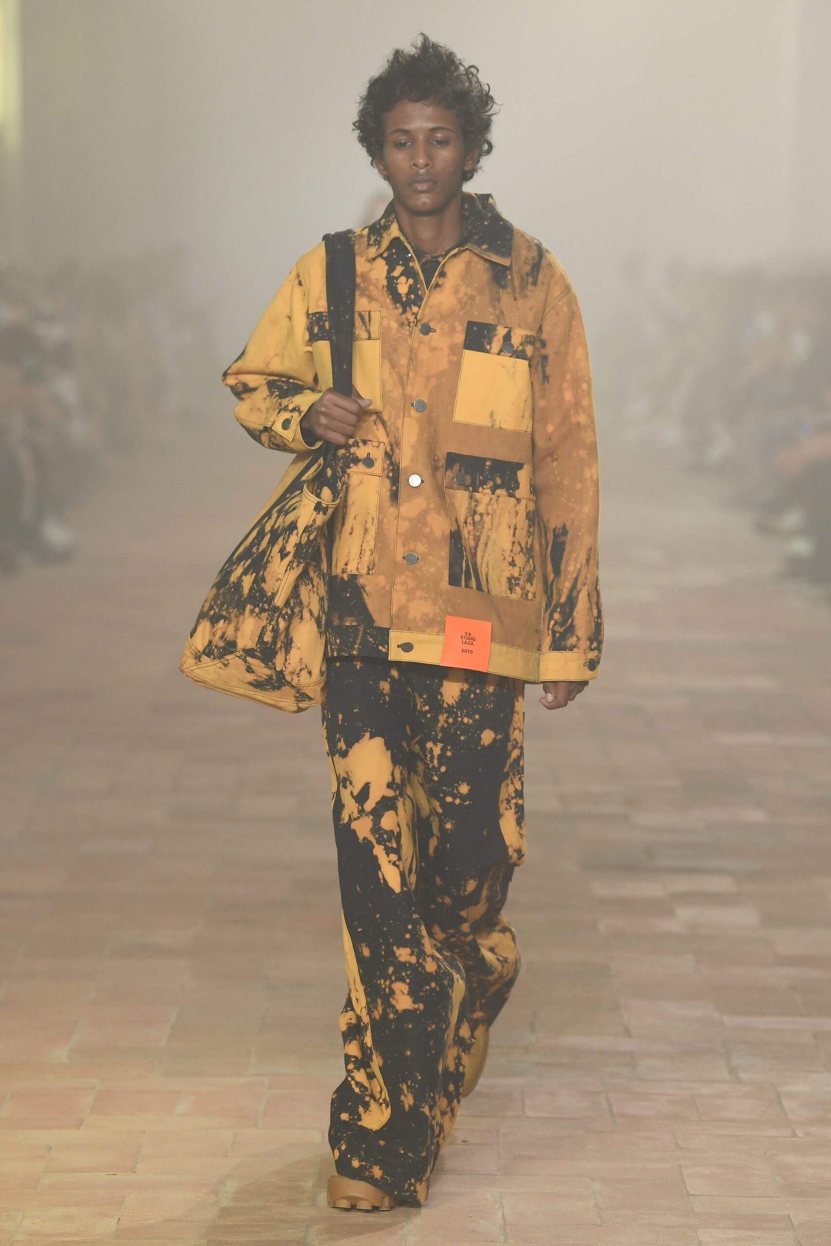 S.R. Studio. LA. CA. S/S 20 Menswear Look 2
