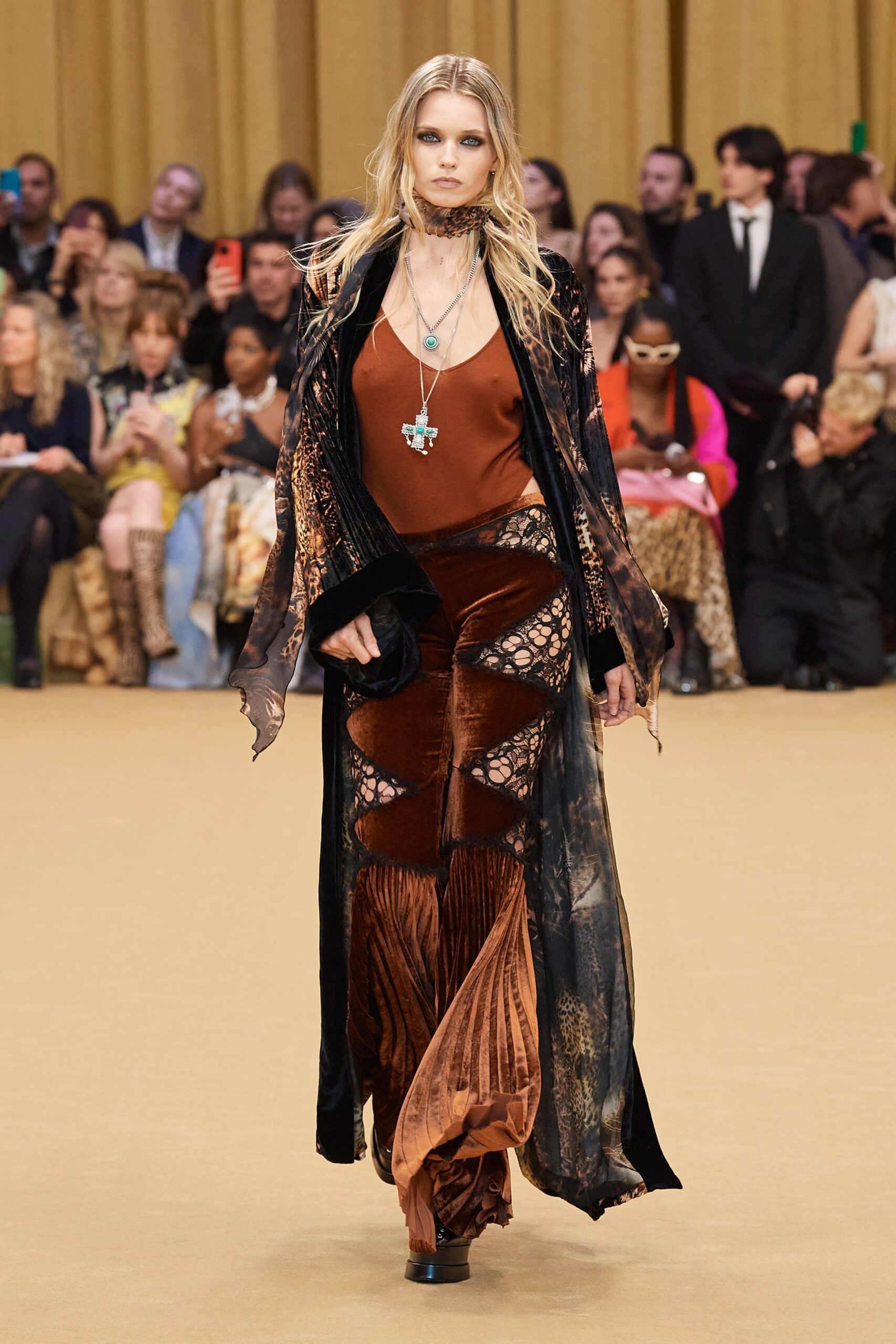 Roberto Cavalli F/W 23 Look 2