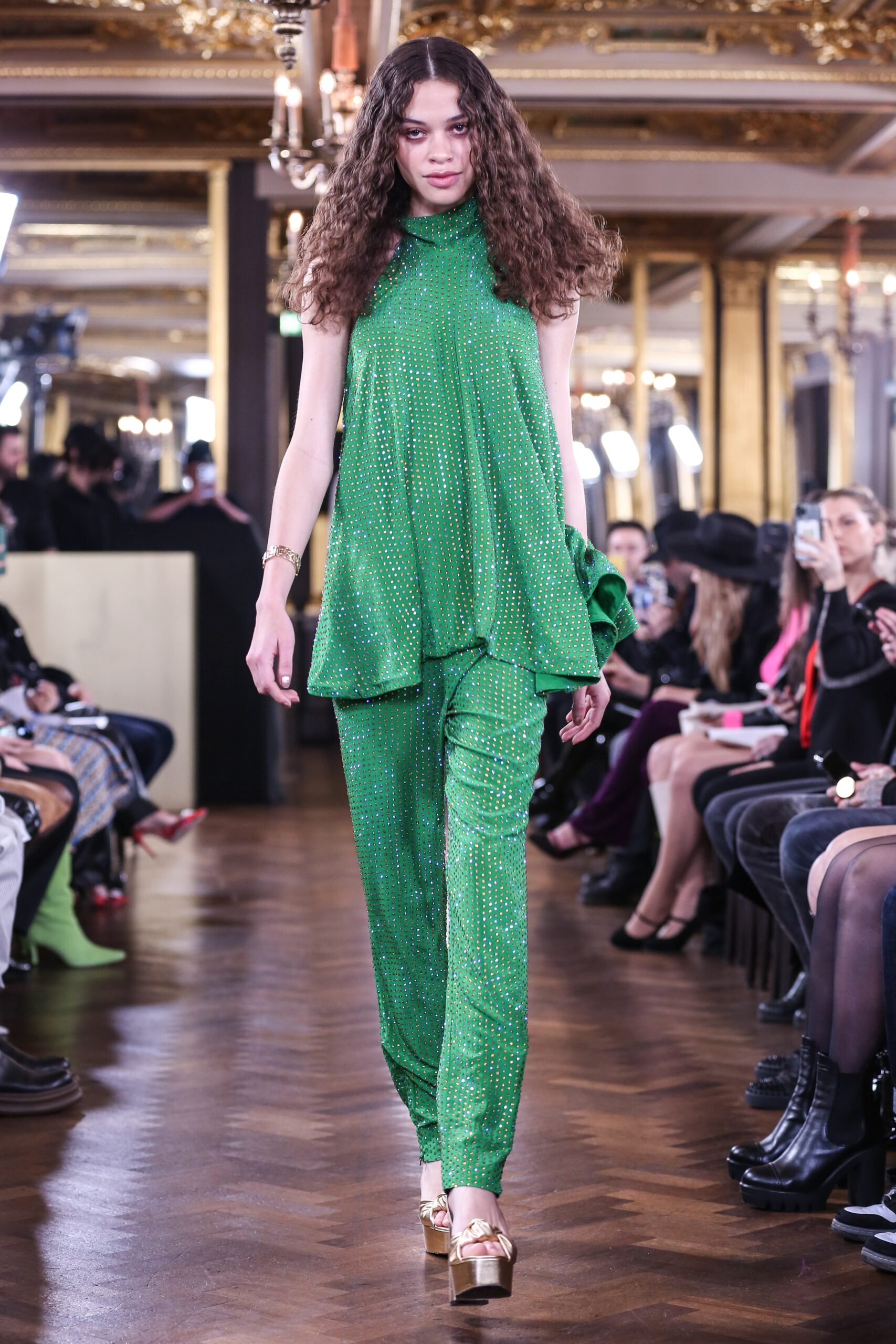 Rue Agthonis F/W 22 Look 2