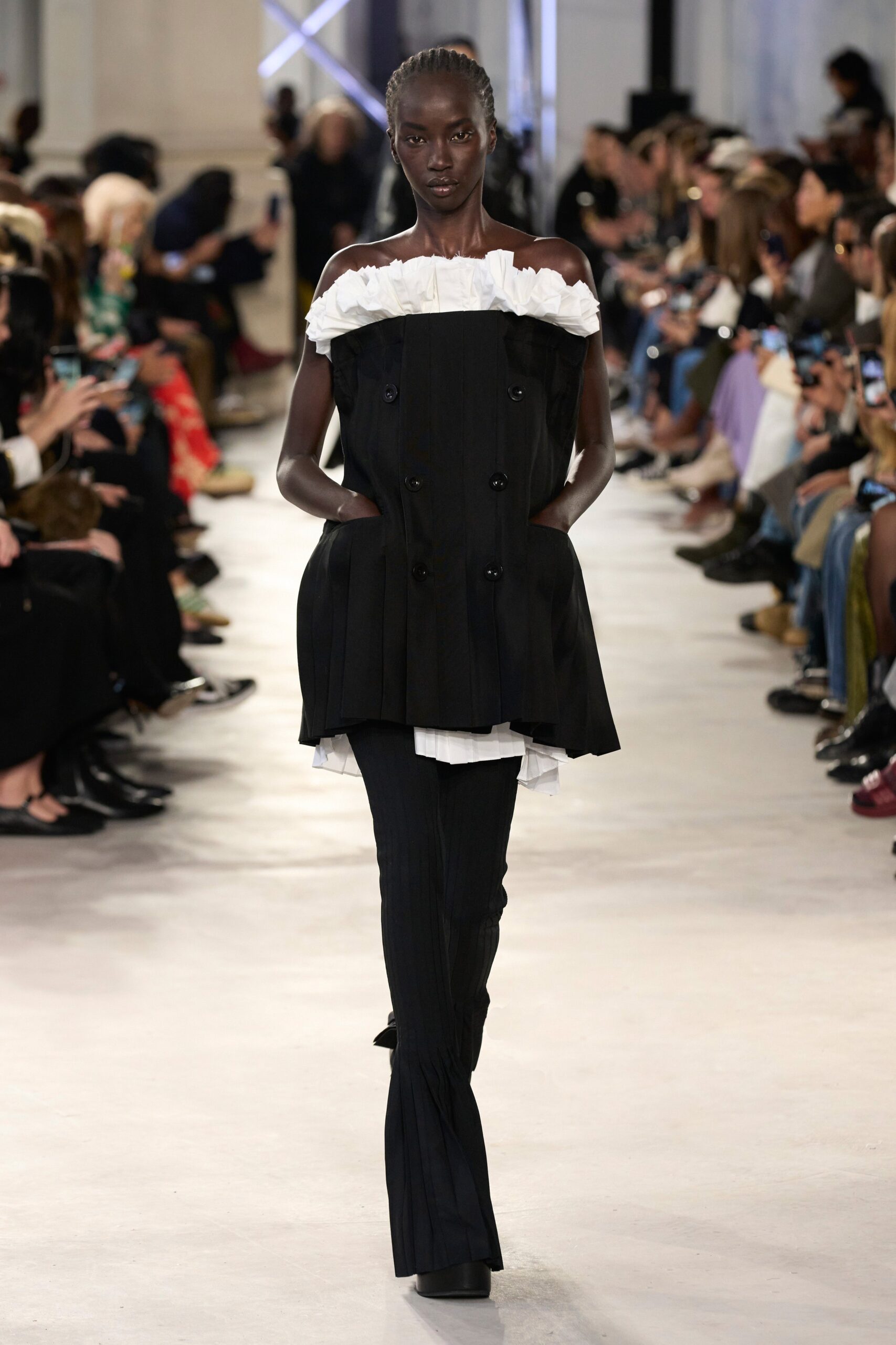 Sacai S/S 23 Look 2