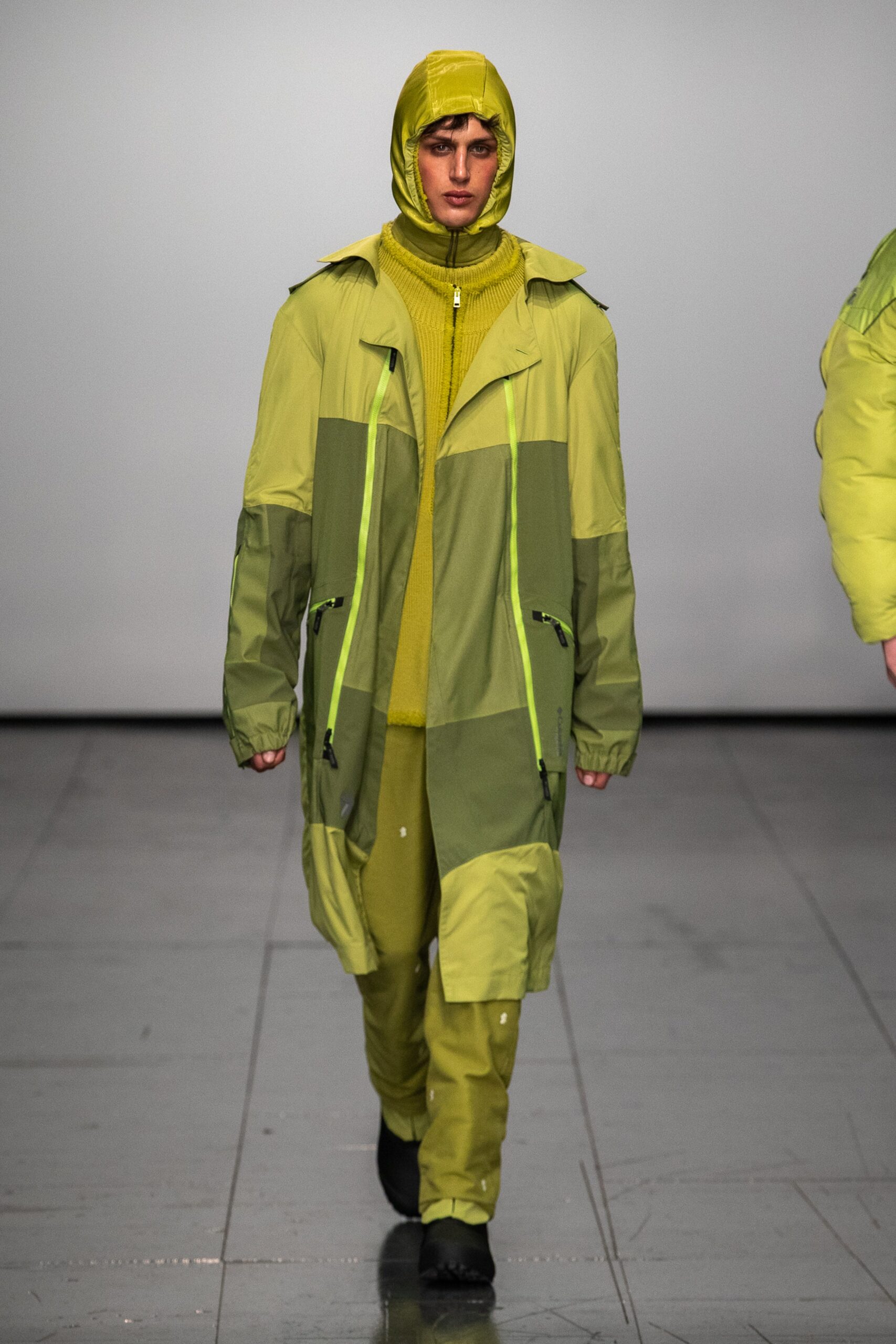 Robyn Lynch F/W 22 Menswear Look 3