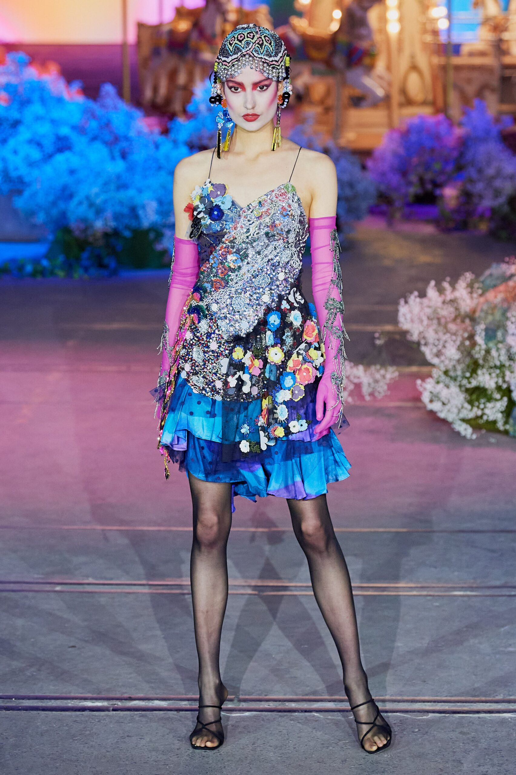 Romance Was Born Australia Resort 22 Look 3