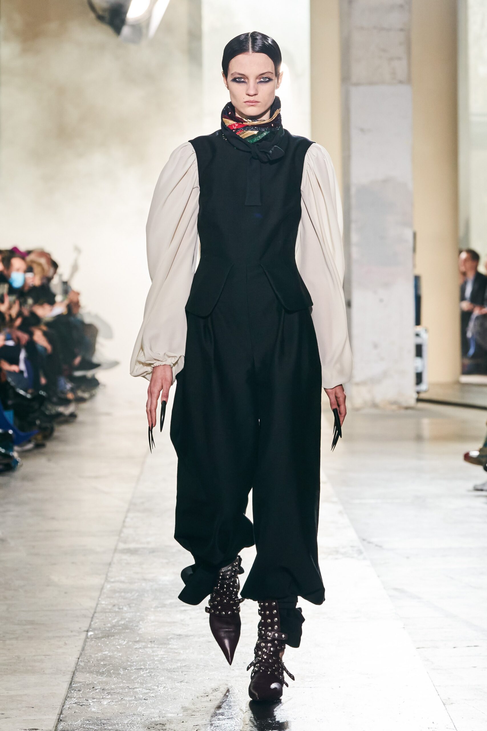 Rochas F/W 22 Look 3