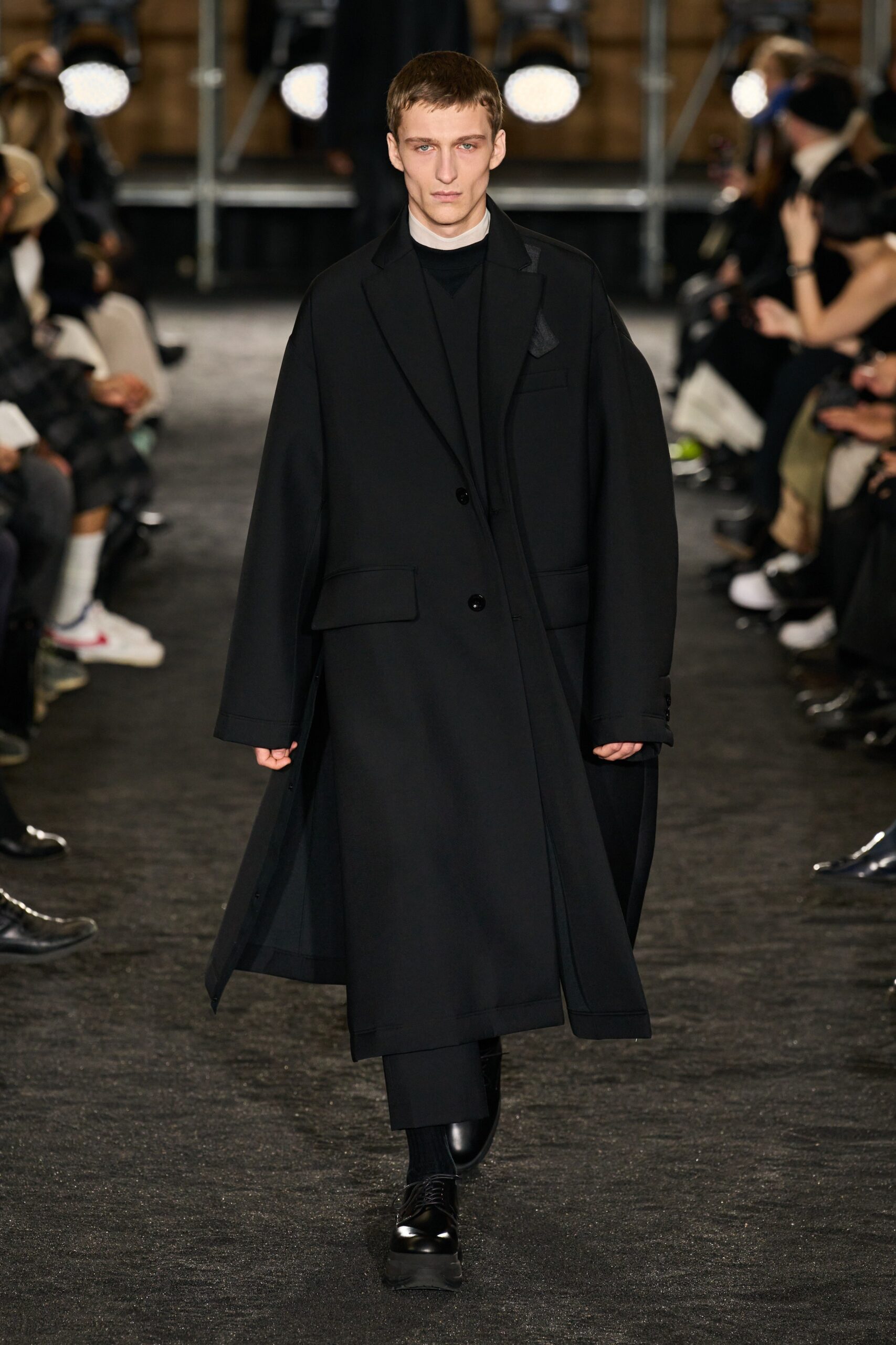 Sacai F/W 23 Menswear Look 3