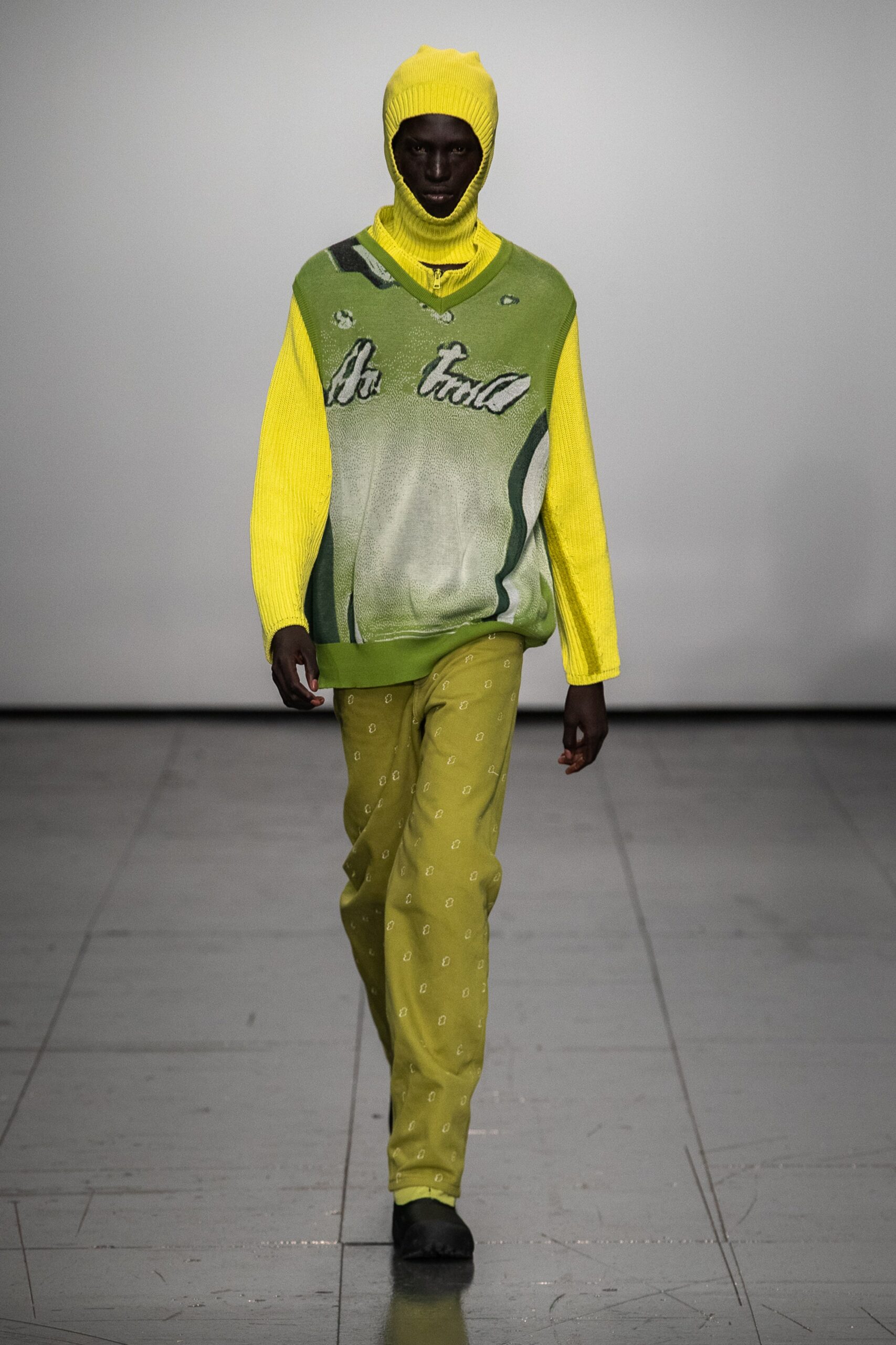 Robyn Lynch F/W 22 Menswear Look 4