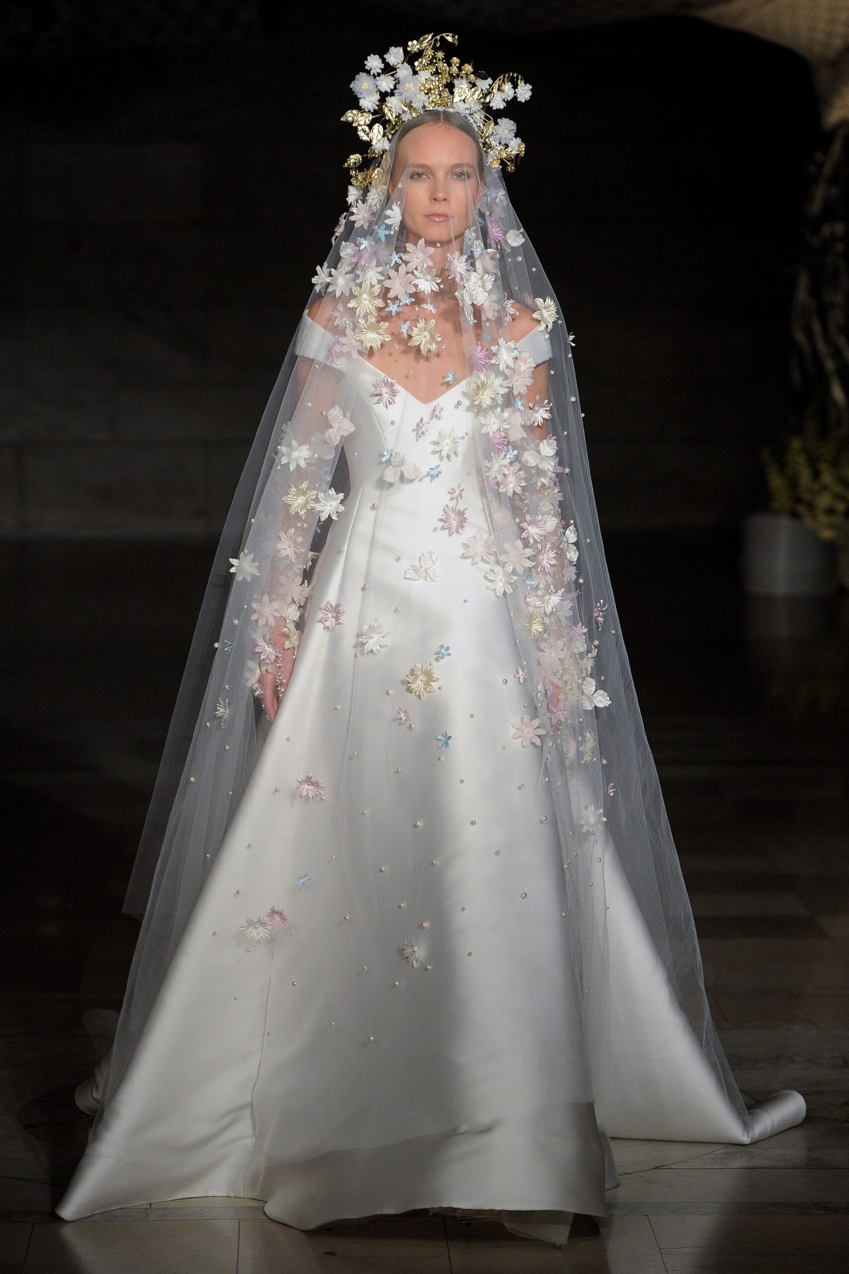 Reem Acra F/W 19 Bridal Look 4