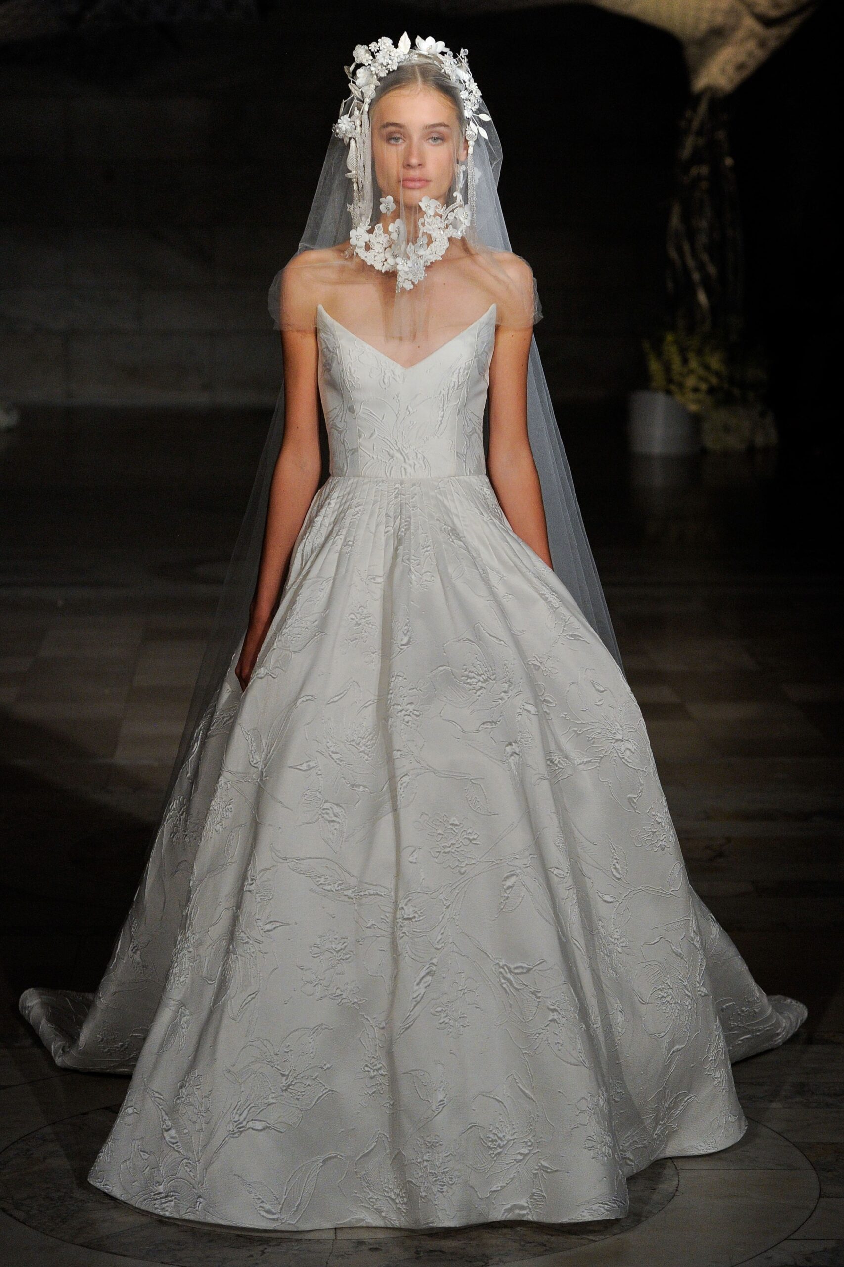 Reem Acra F/W 19 Bridal Look 5