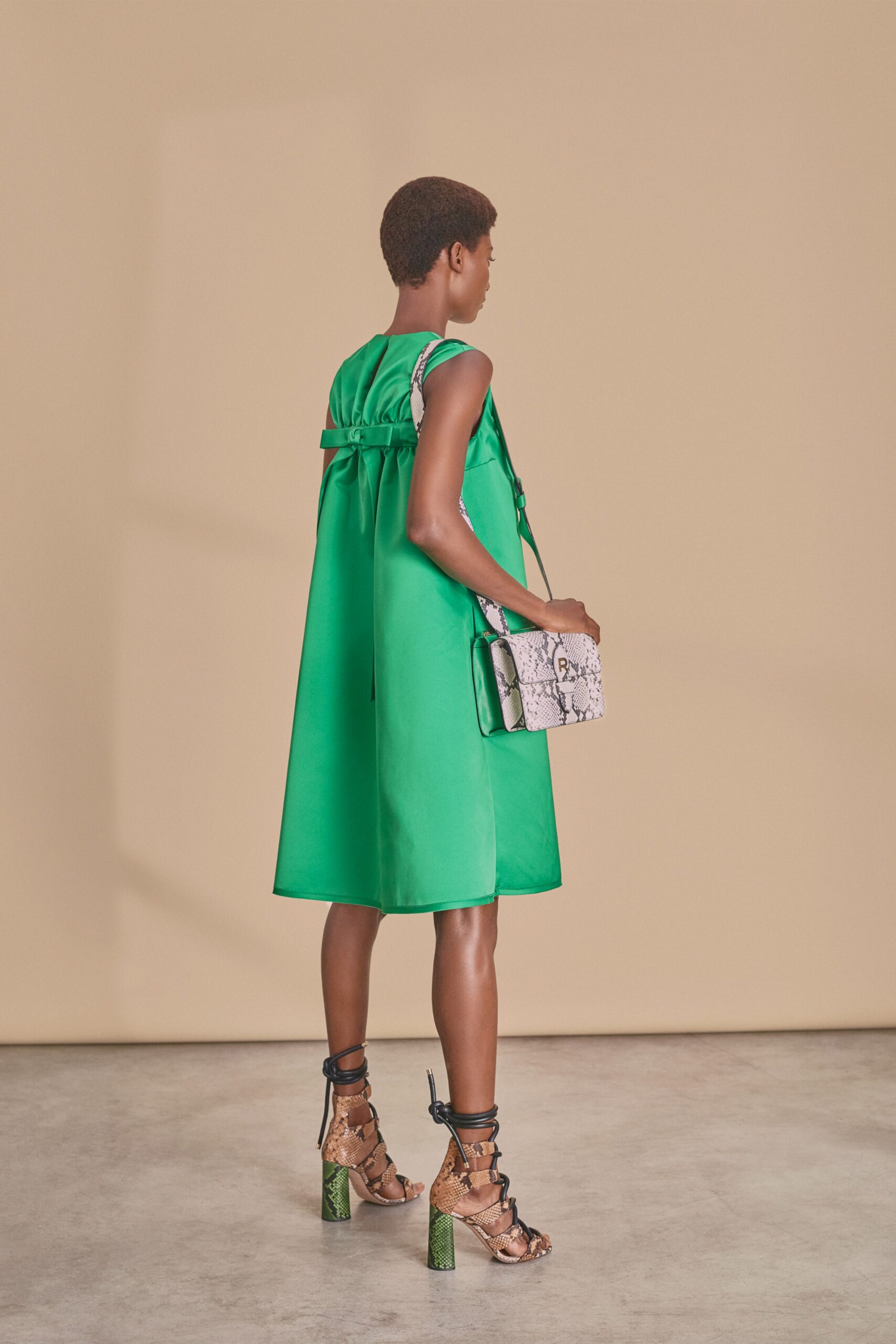 Rochas Resort 19 Look 5