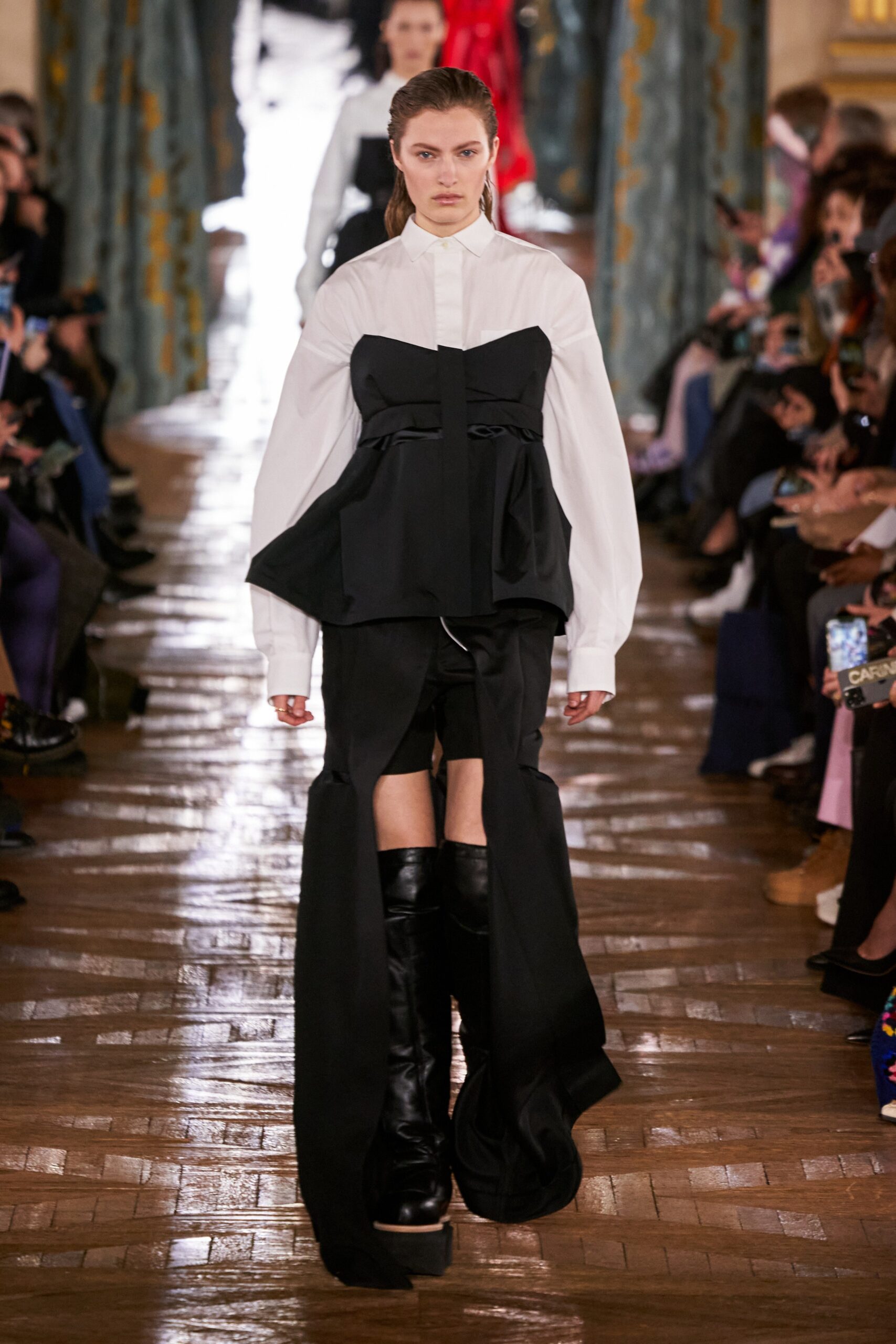 Sacai F/W 22 Look 5