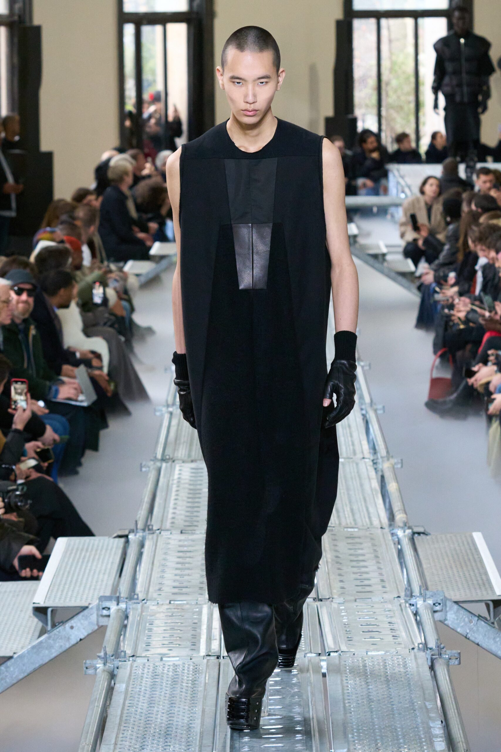 Rick Owens F/W 23 Menswear Look 6
