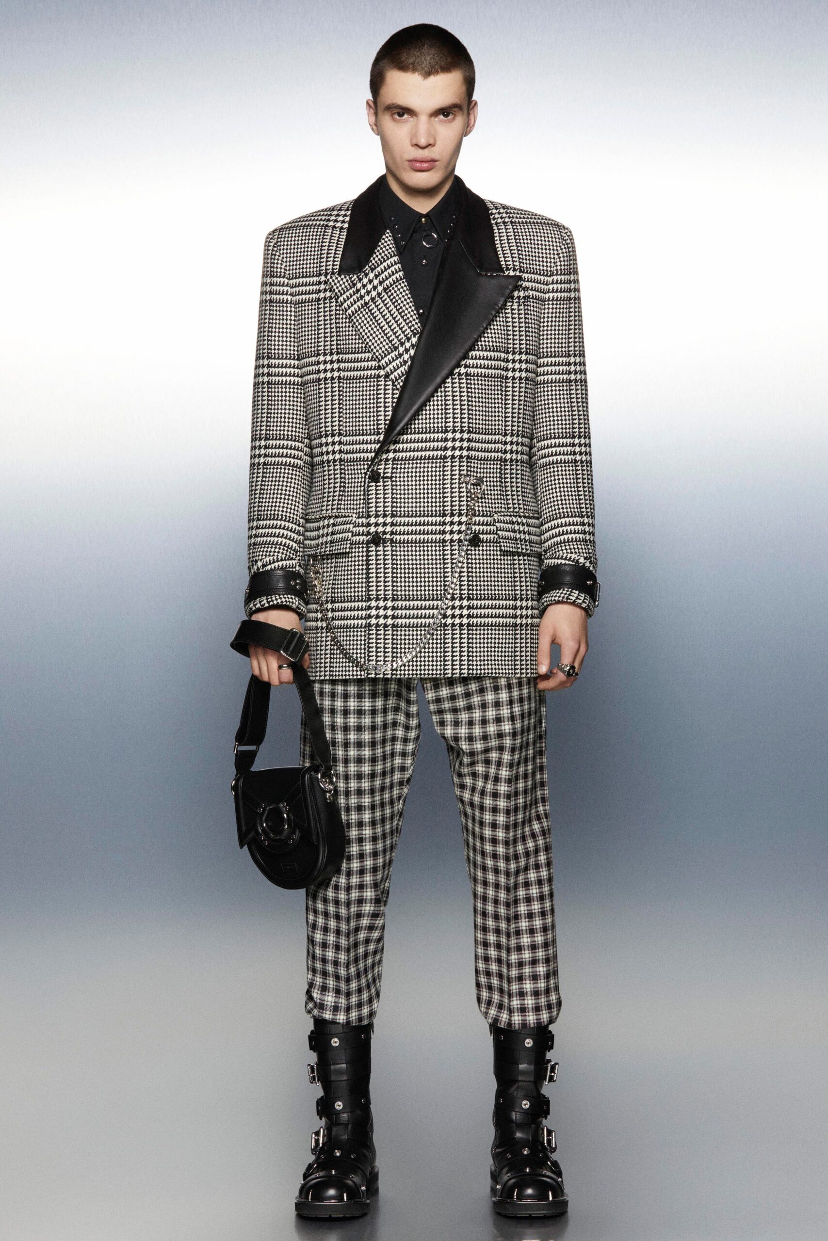 Roberto Cavalli F/W 22 Menswear Look 7