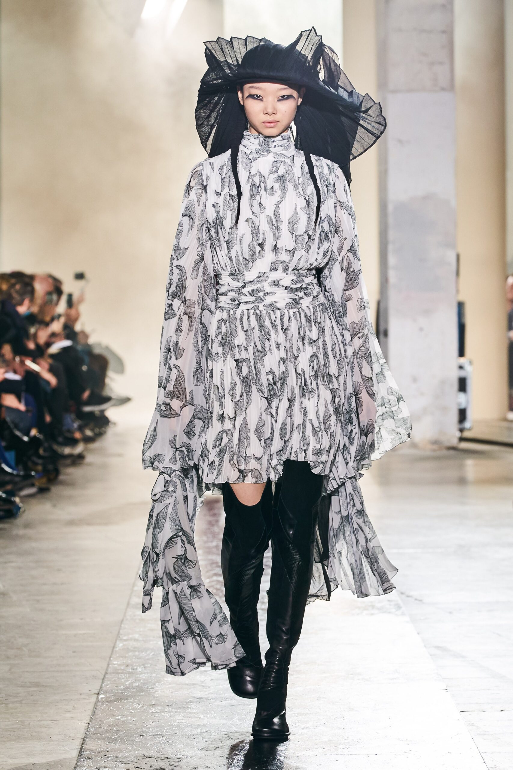 Rochas F/W 22 Look 8