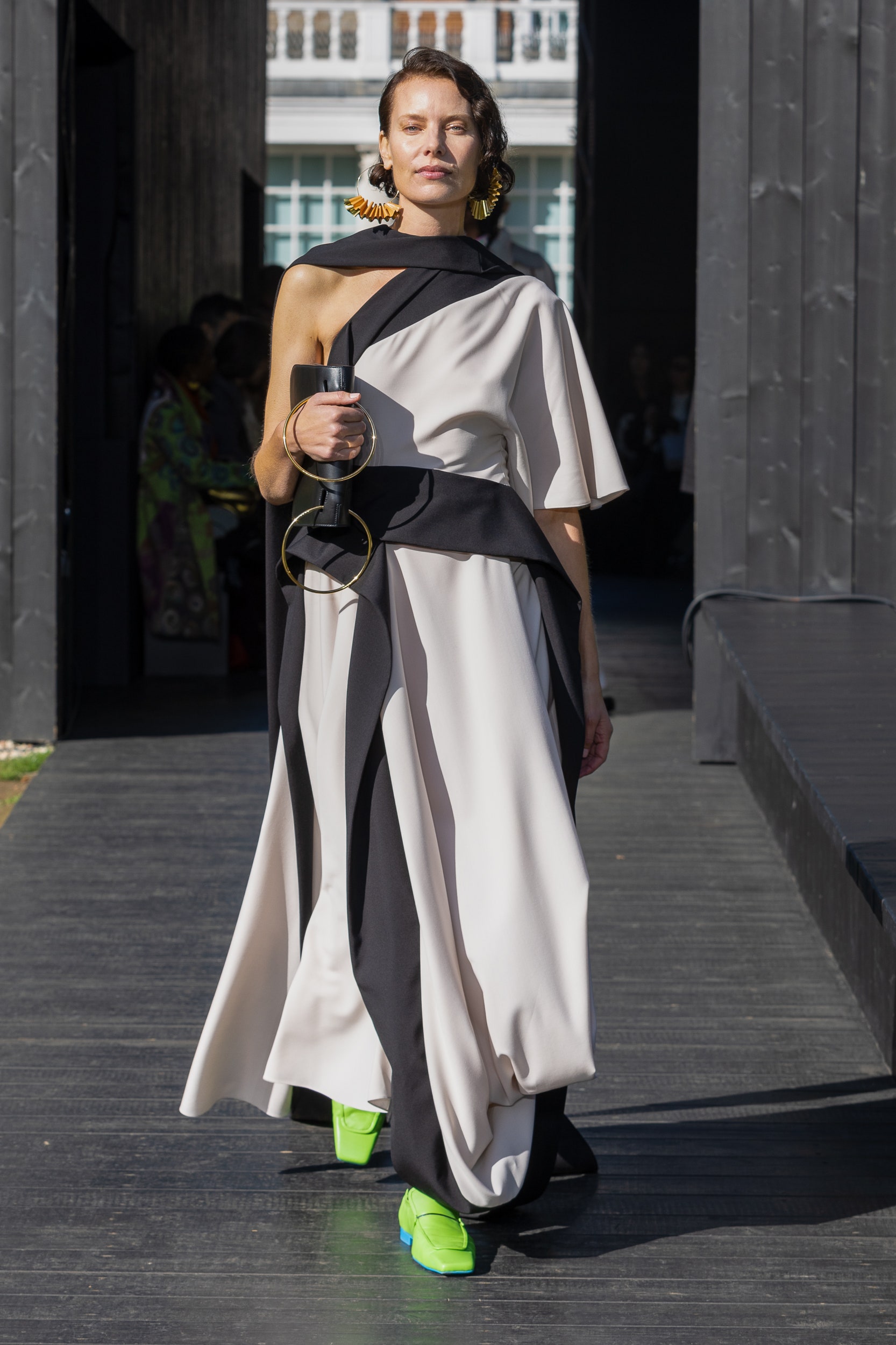 Roksanda S/S 23 Look 8