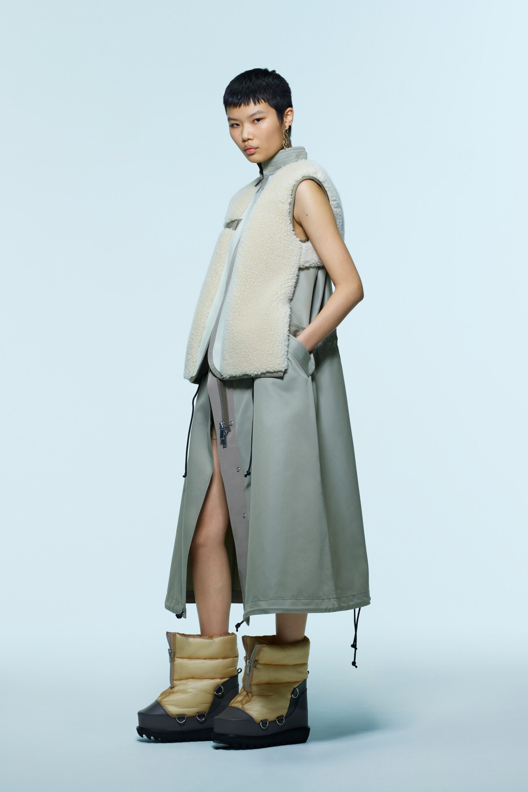 Sacai F/W 22 Look 8