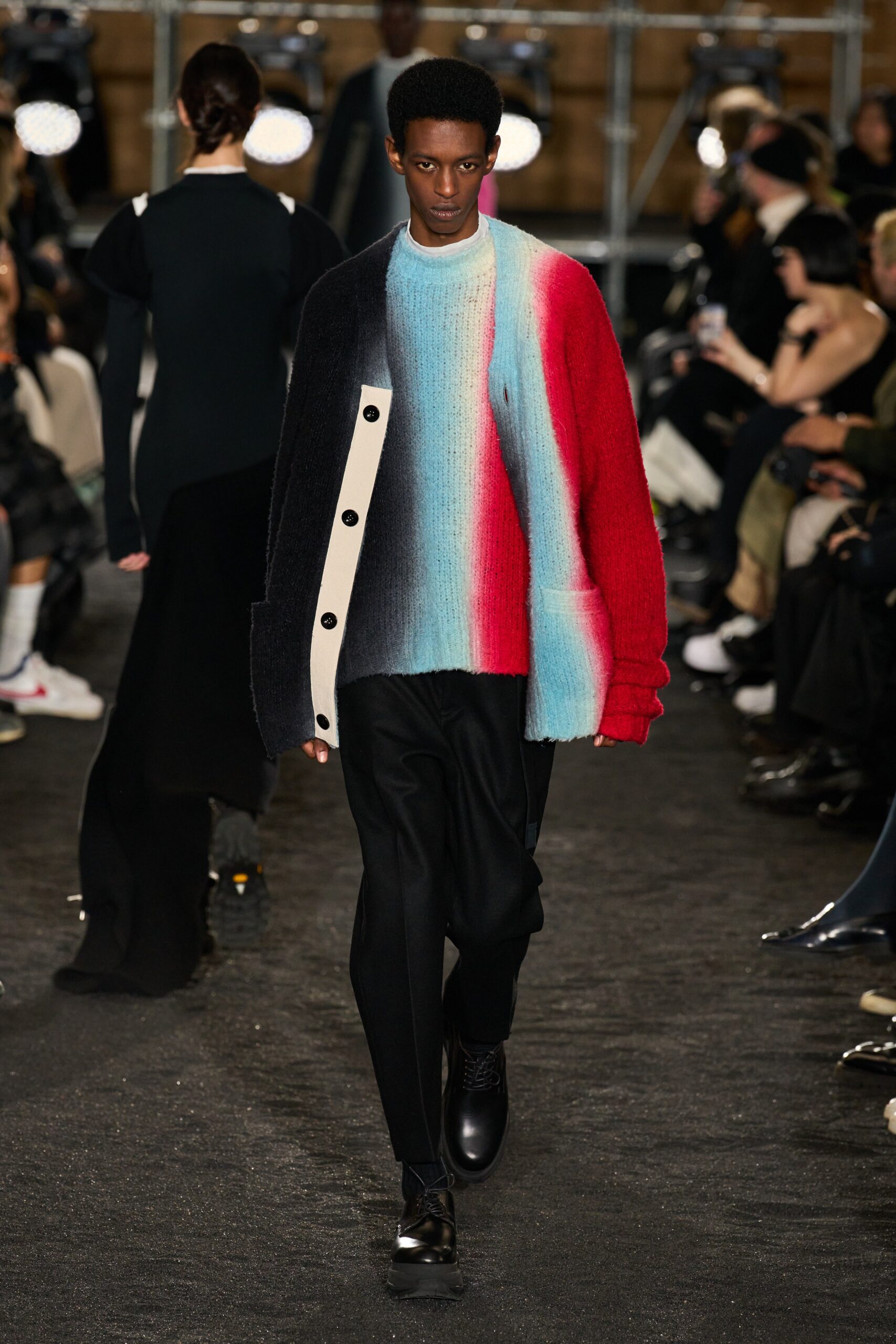 Sacai F/W 23 Look 8