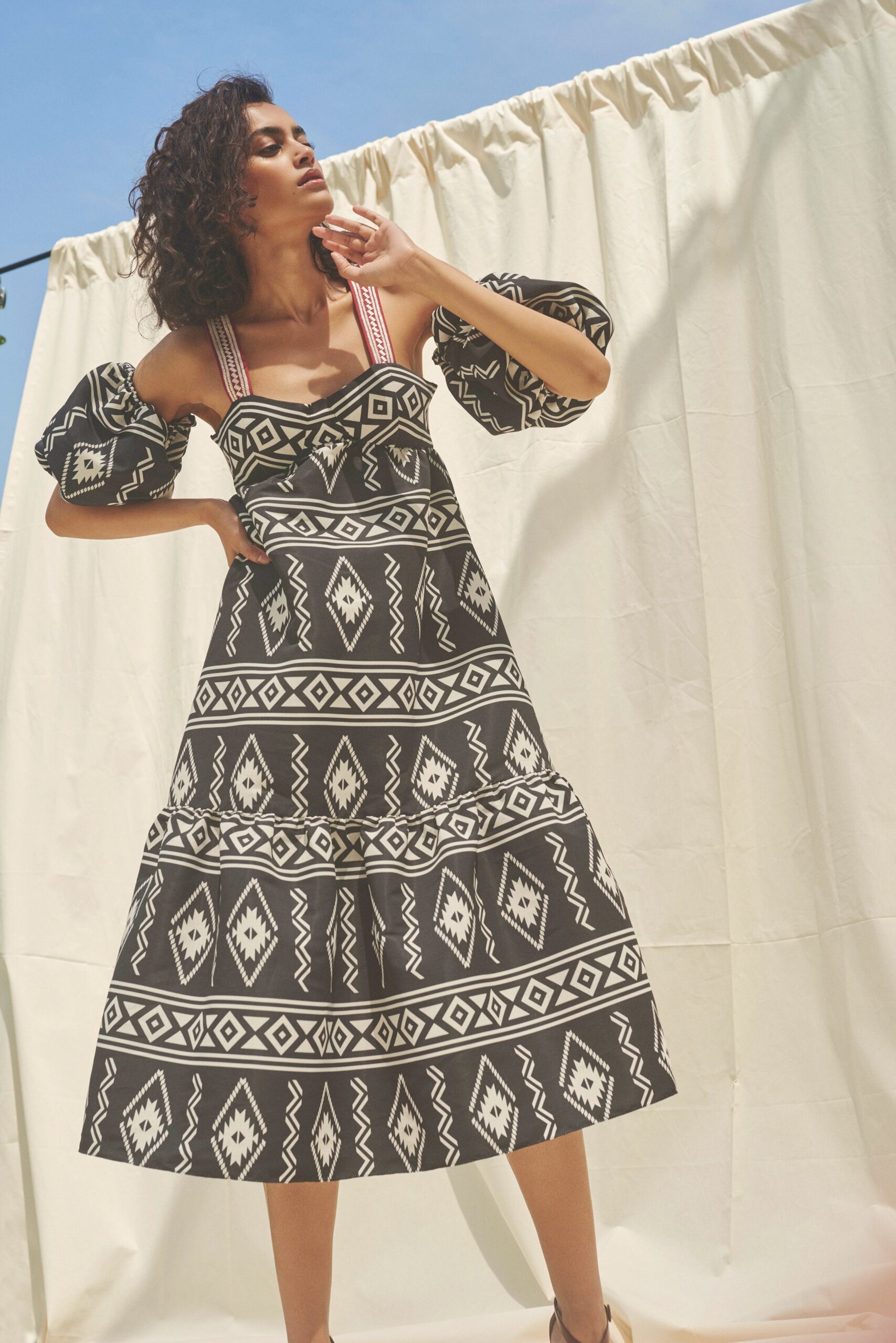 Sachin & Babi Resort 22 Look 9