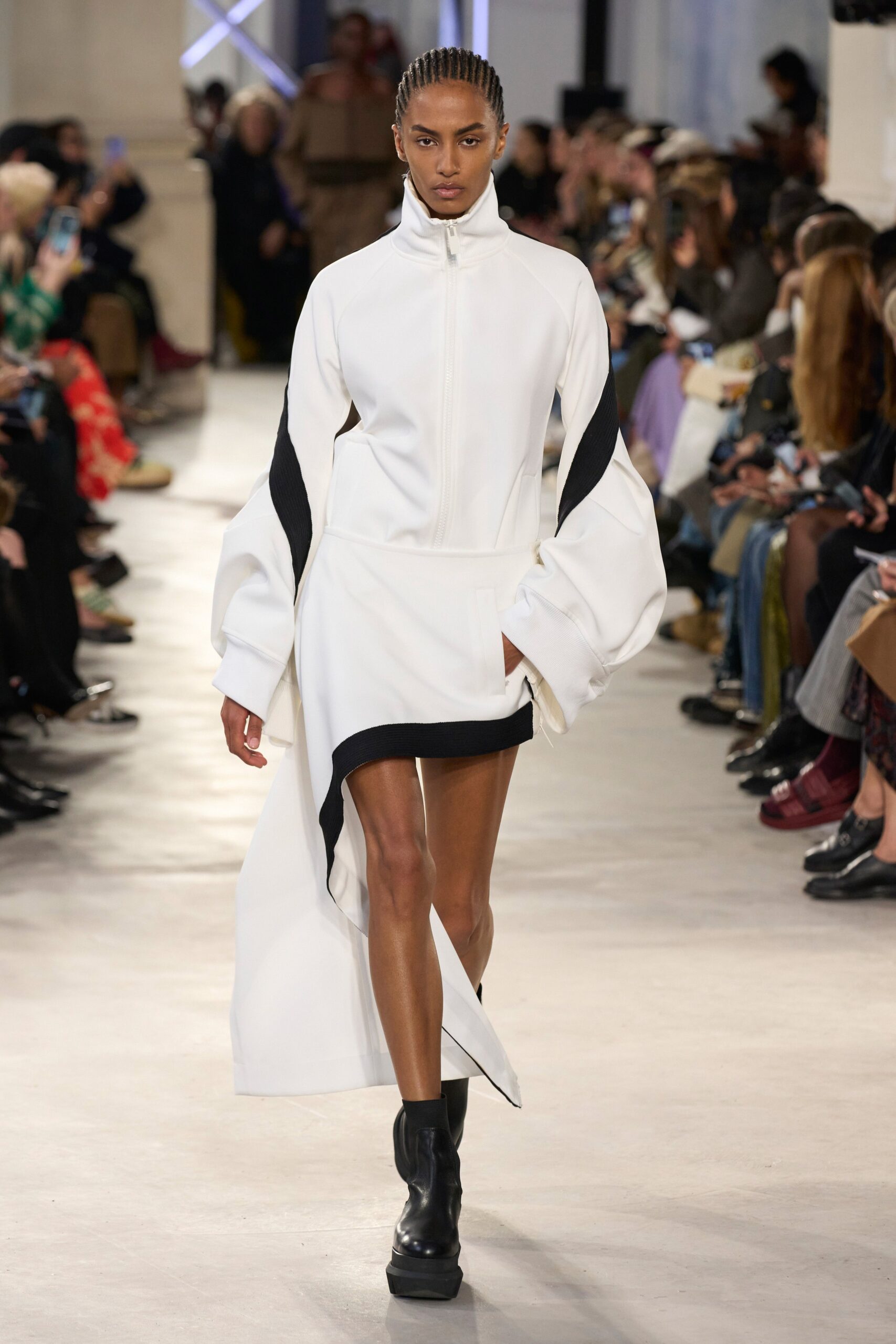 Sacai S/S 23 Look 9