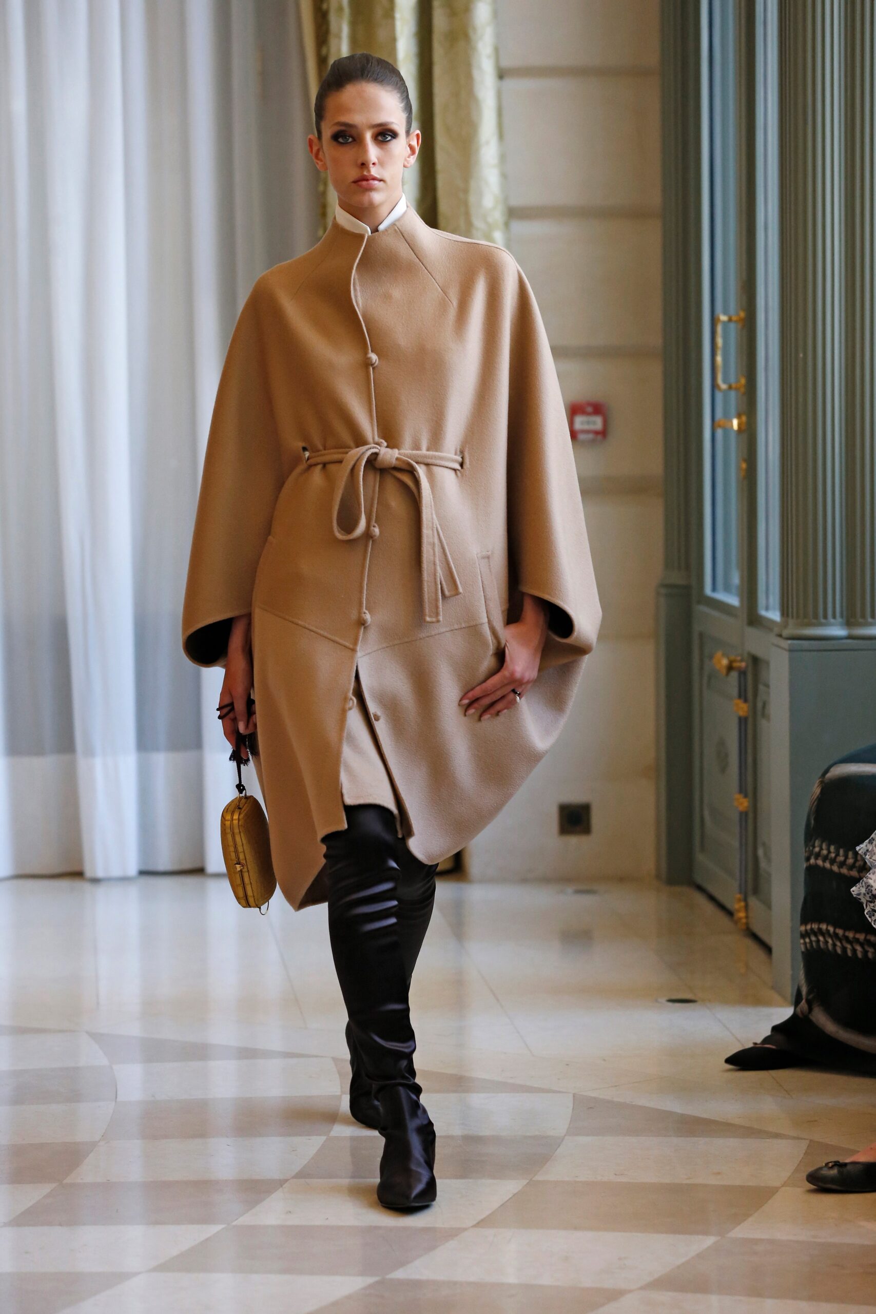 RR331 F/W 19 Couture Look 6