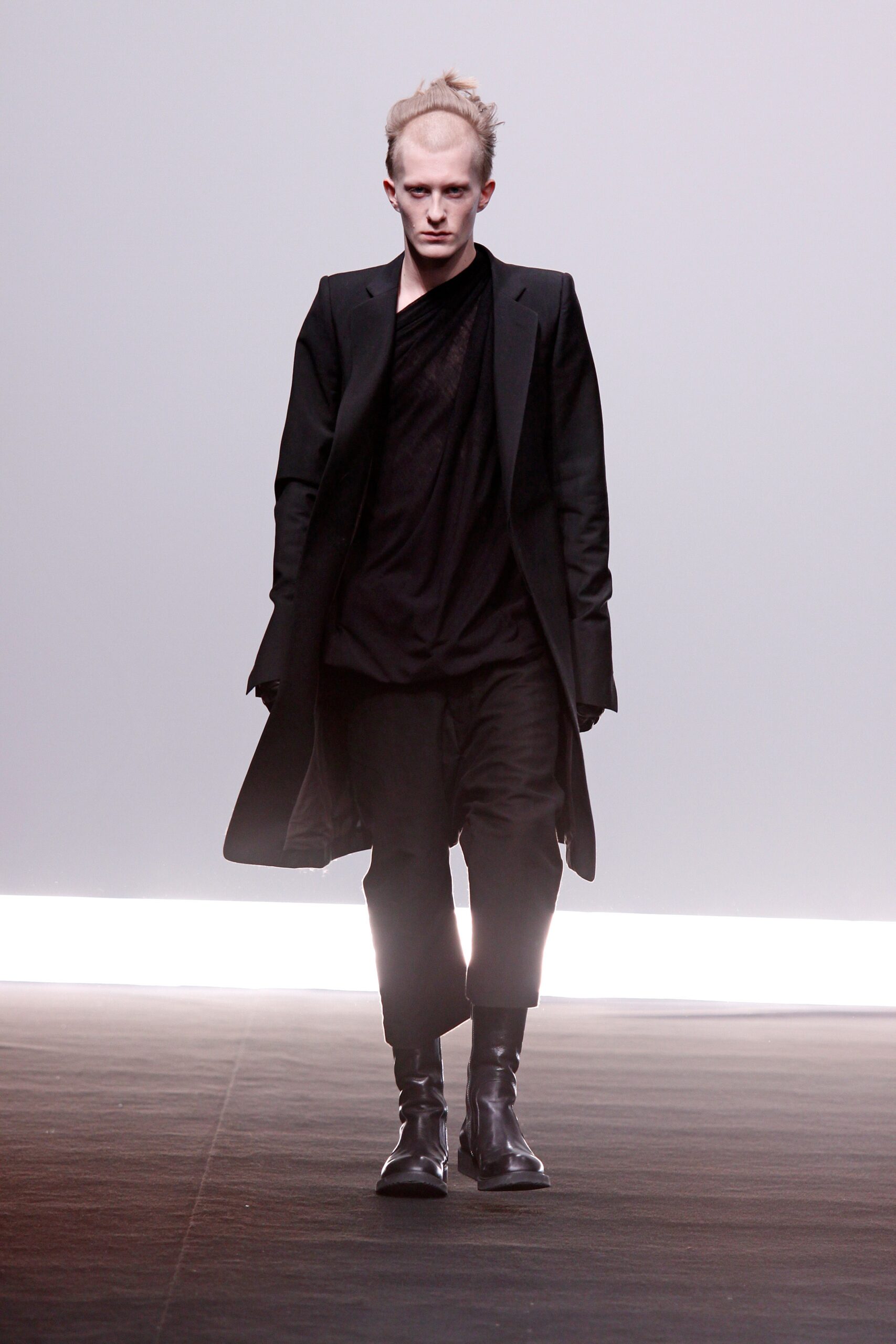 Rick Owens F/W 09 Menswear Look 10