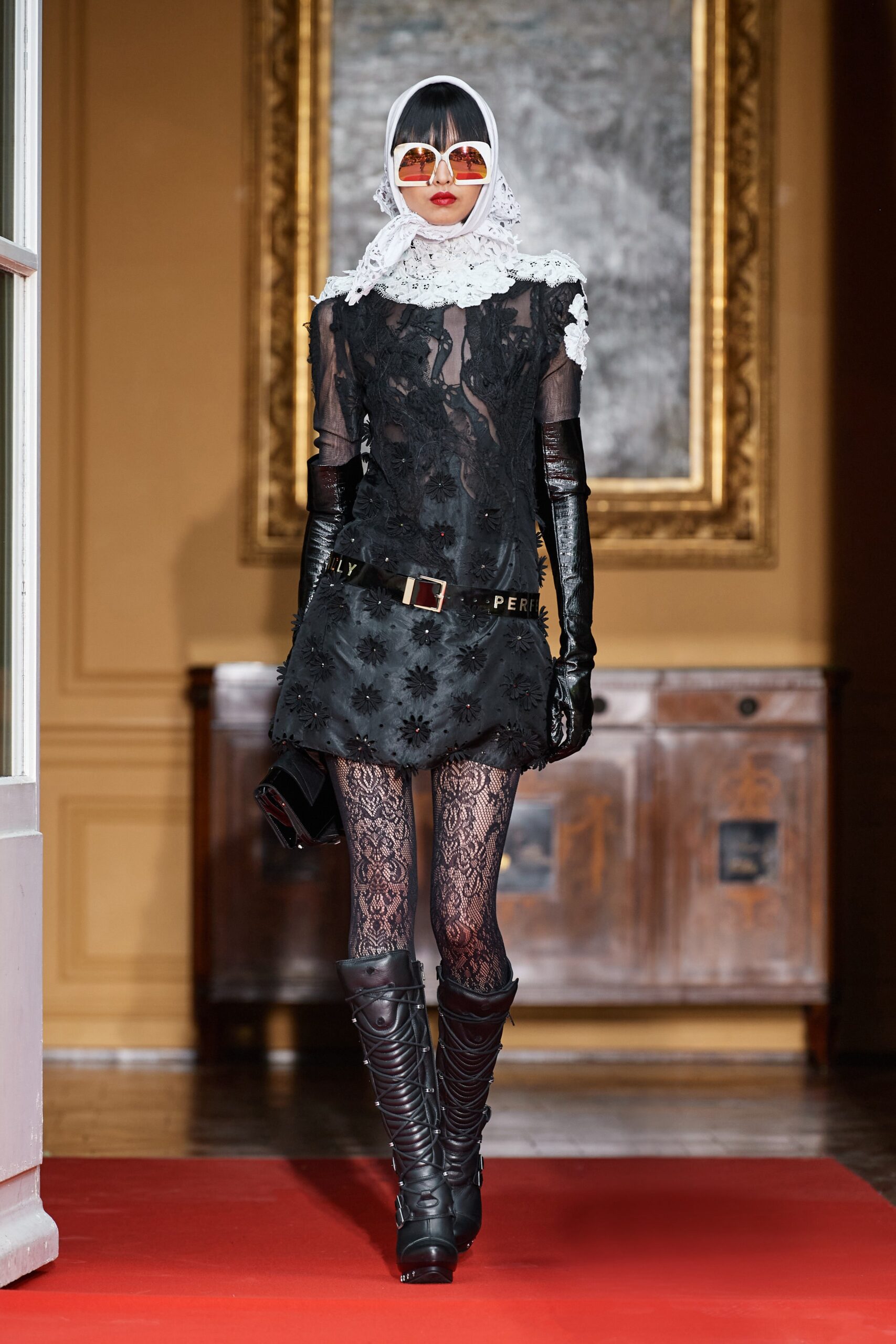 Ronald van der Kemp F/W 22 Couture Look 10