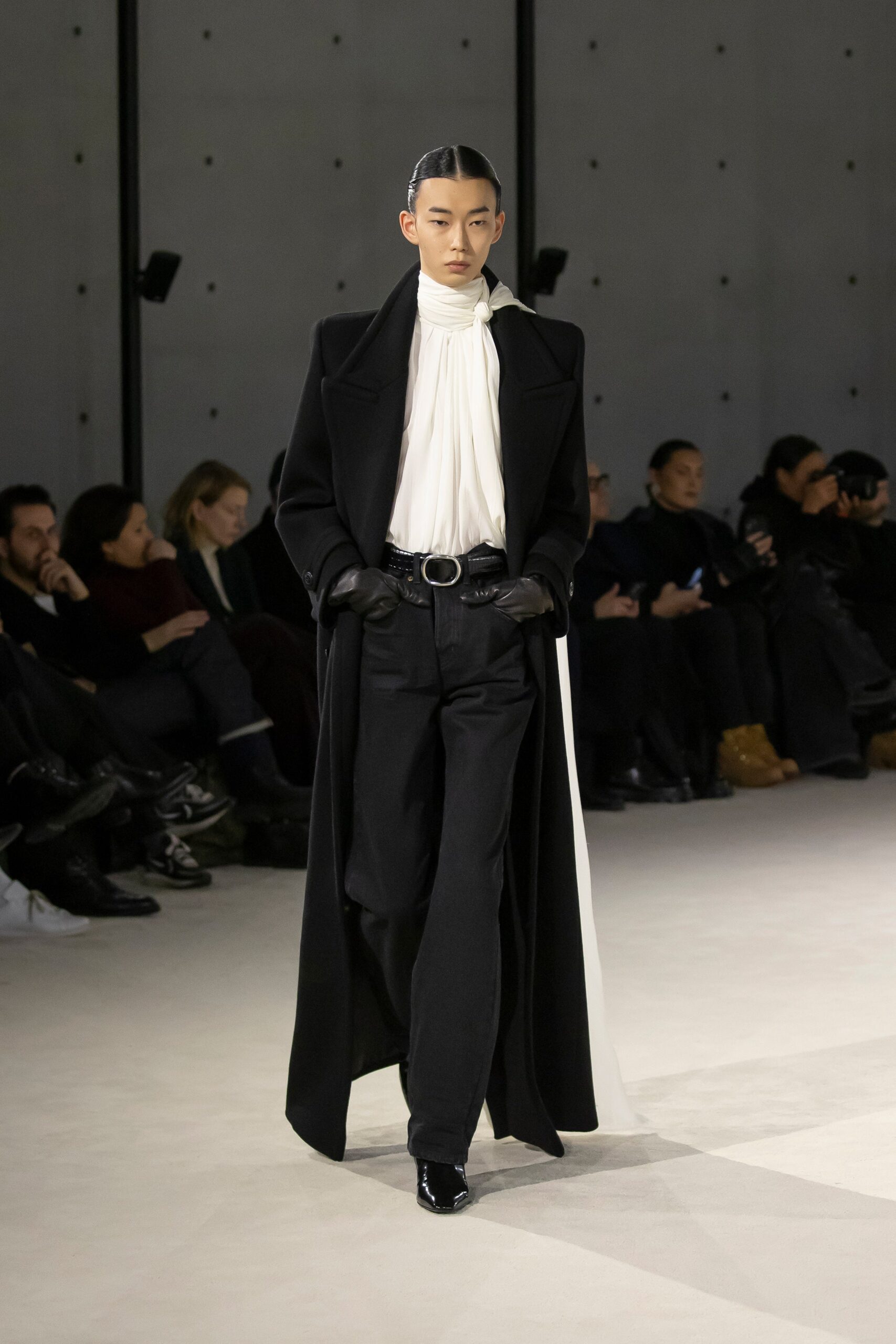 Saint Laurent F/W 23 Menswear Look 10