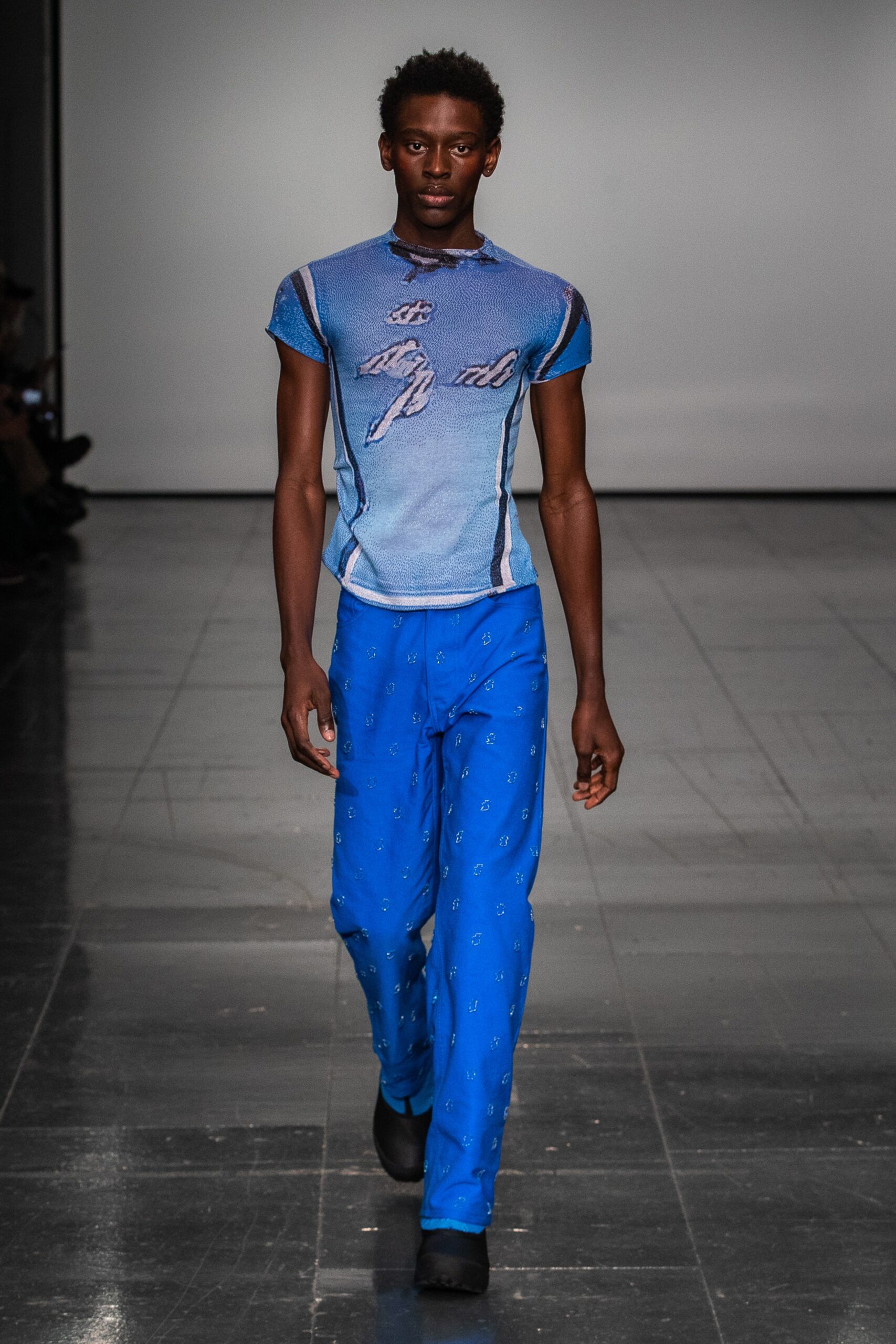 Robyn Lynch F/W 22 Menswear Look 11