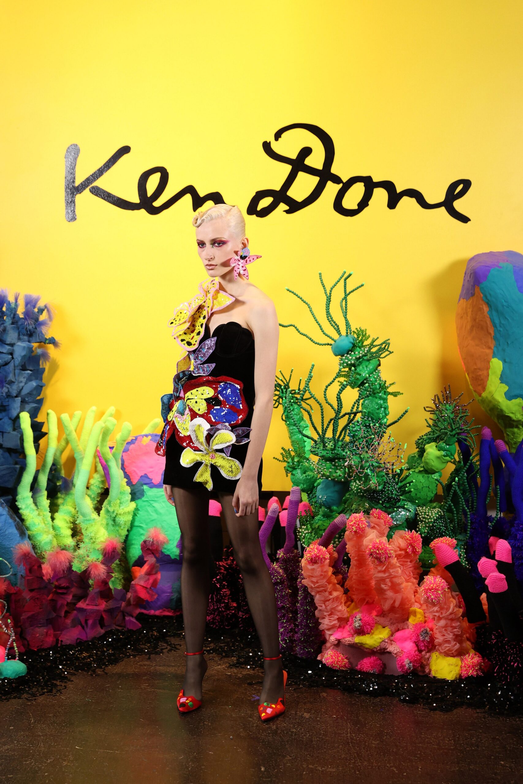 Romance Was Born Australia Resort 23 Look 11