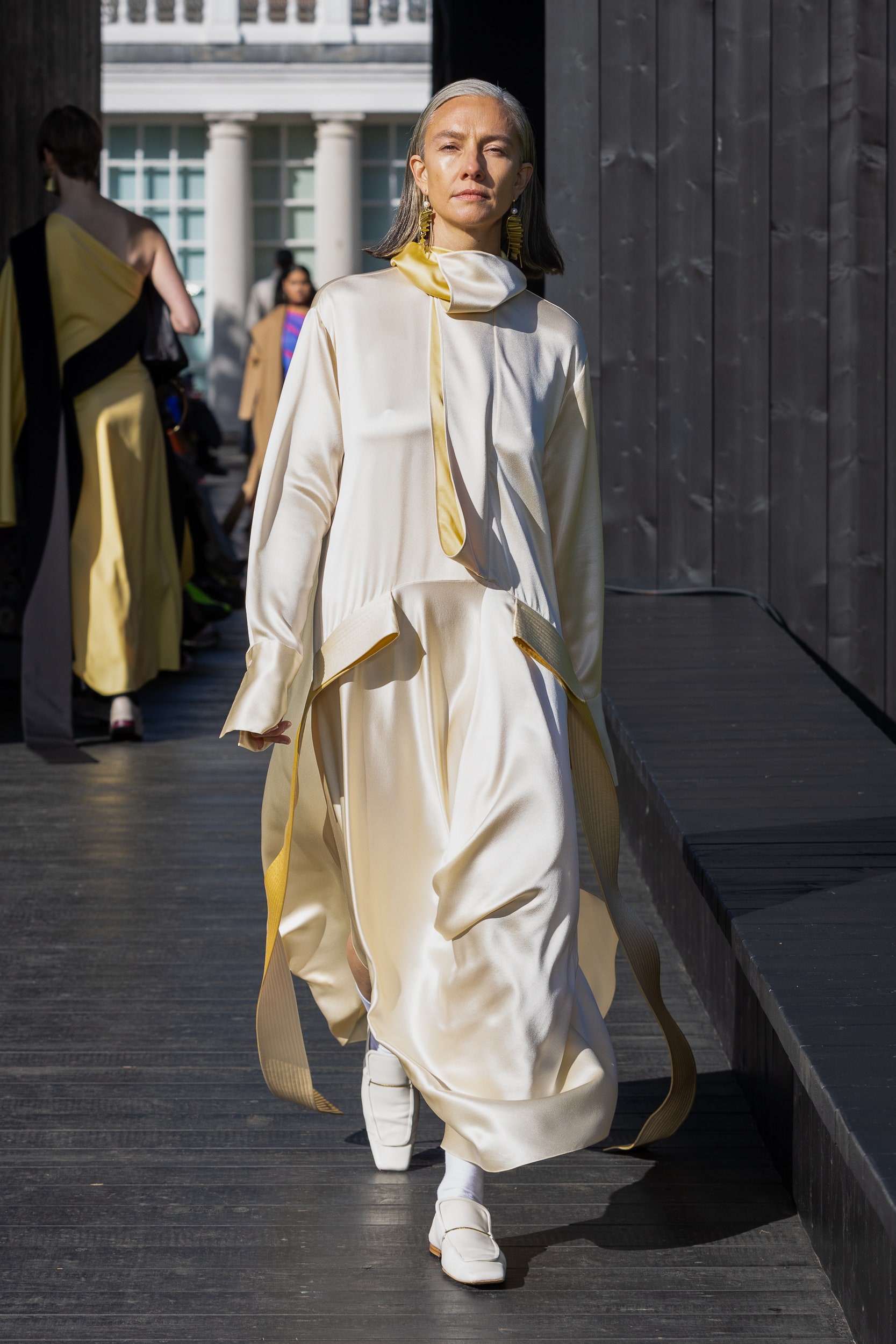 Roksanda S/S 23 Look 12