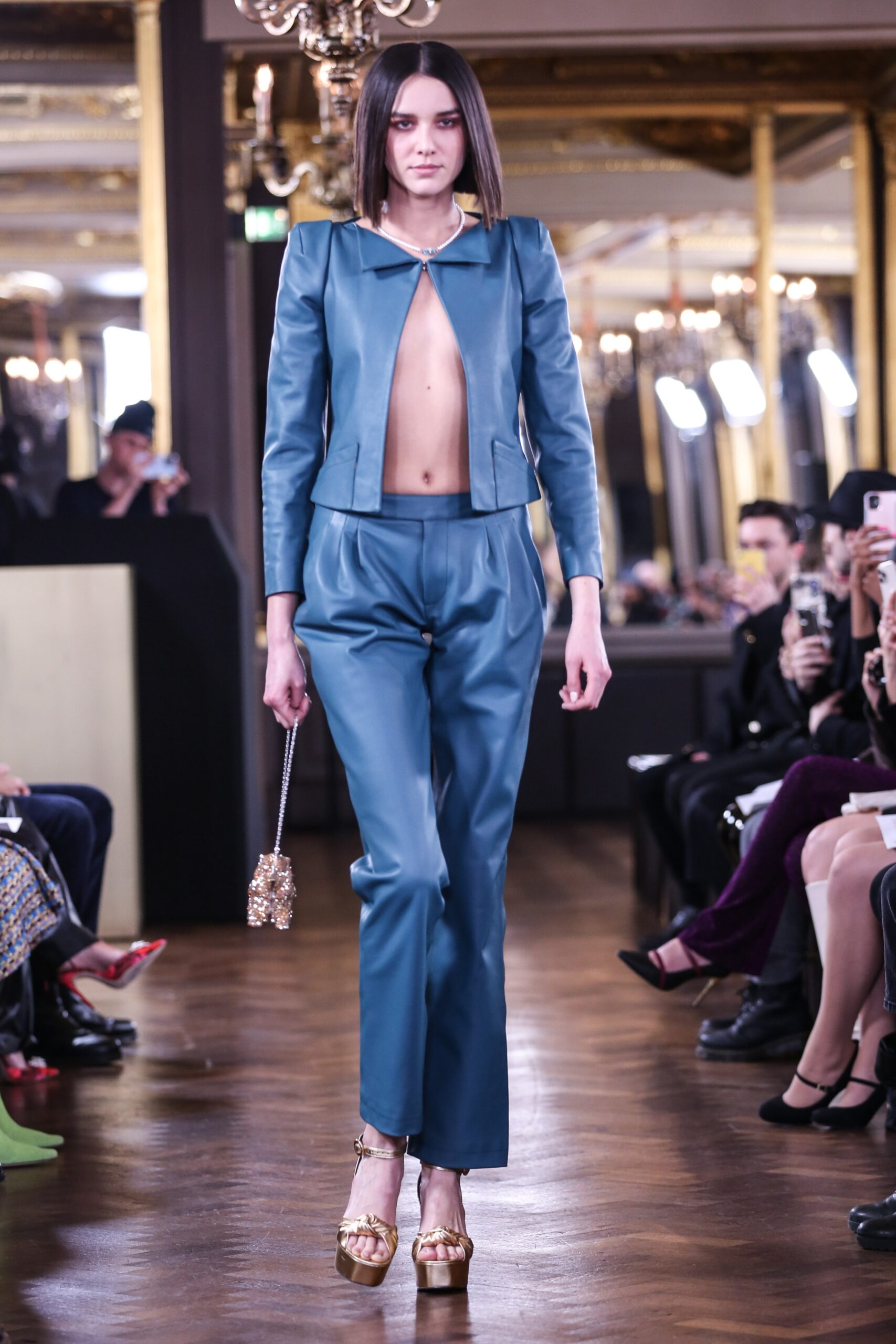 Rue Agthonis F/W 22 Look 12