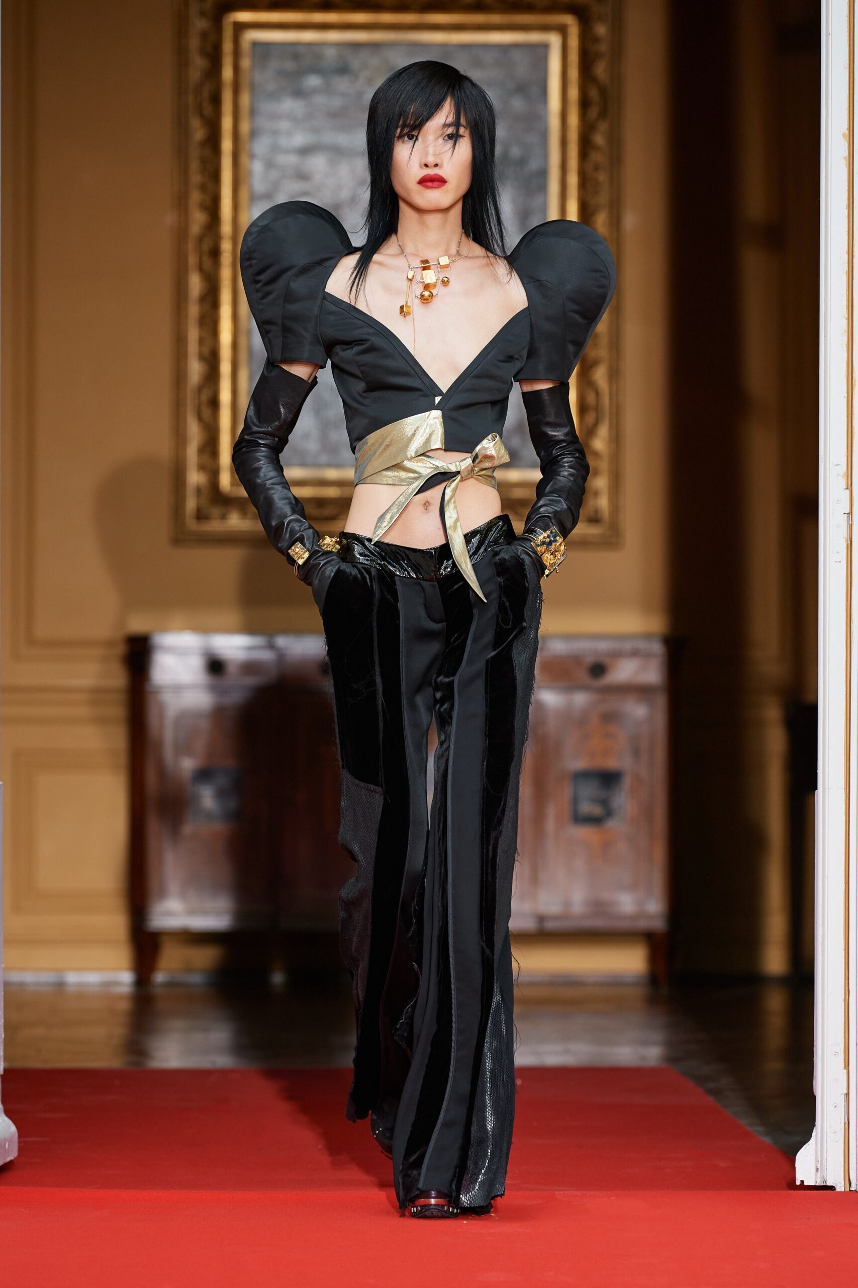 Ronald van der Kemp F/W 22 Couture Look 13