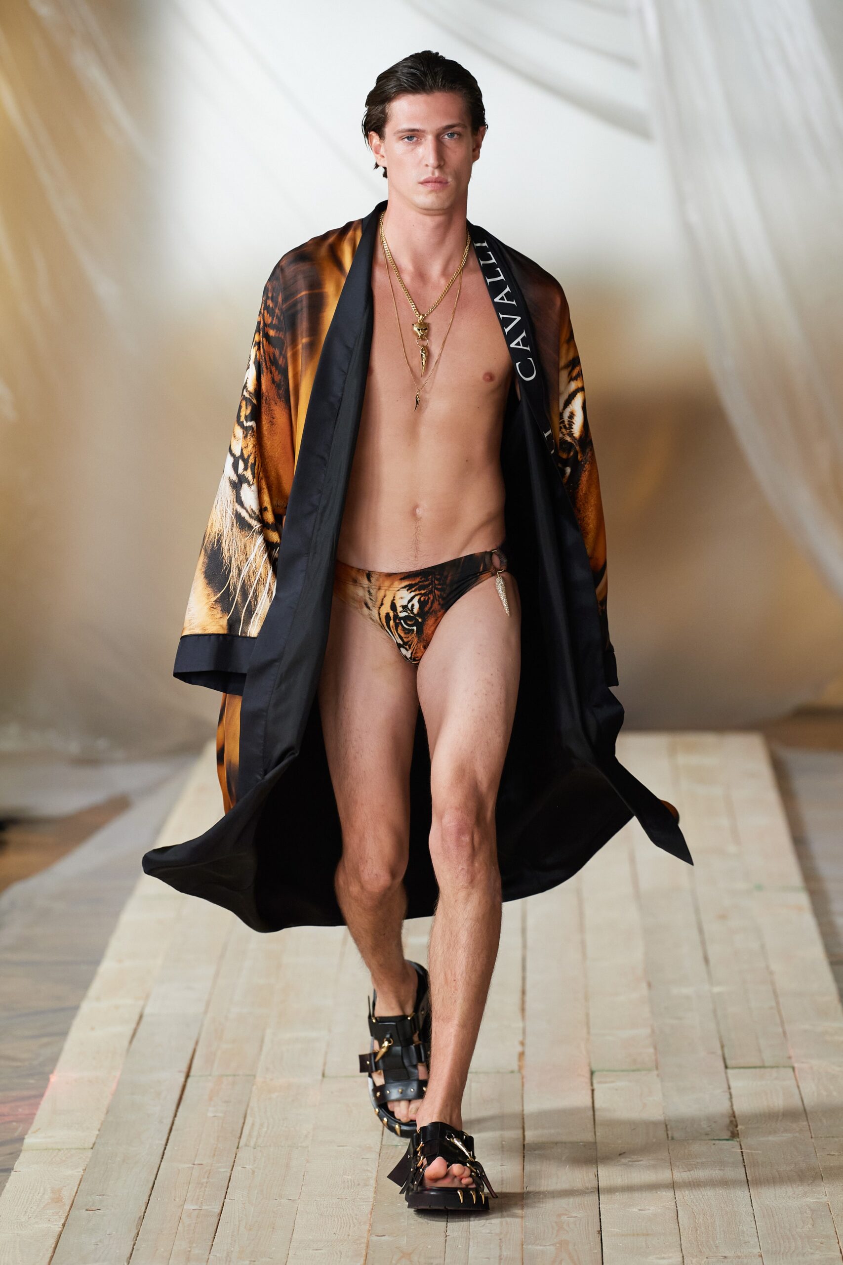 Roberto Cavalli S/S 22 Look 14