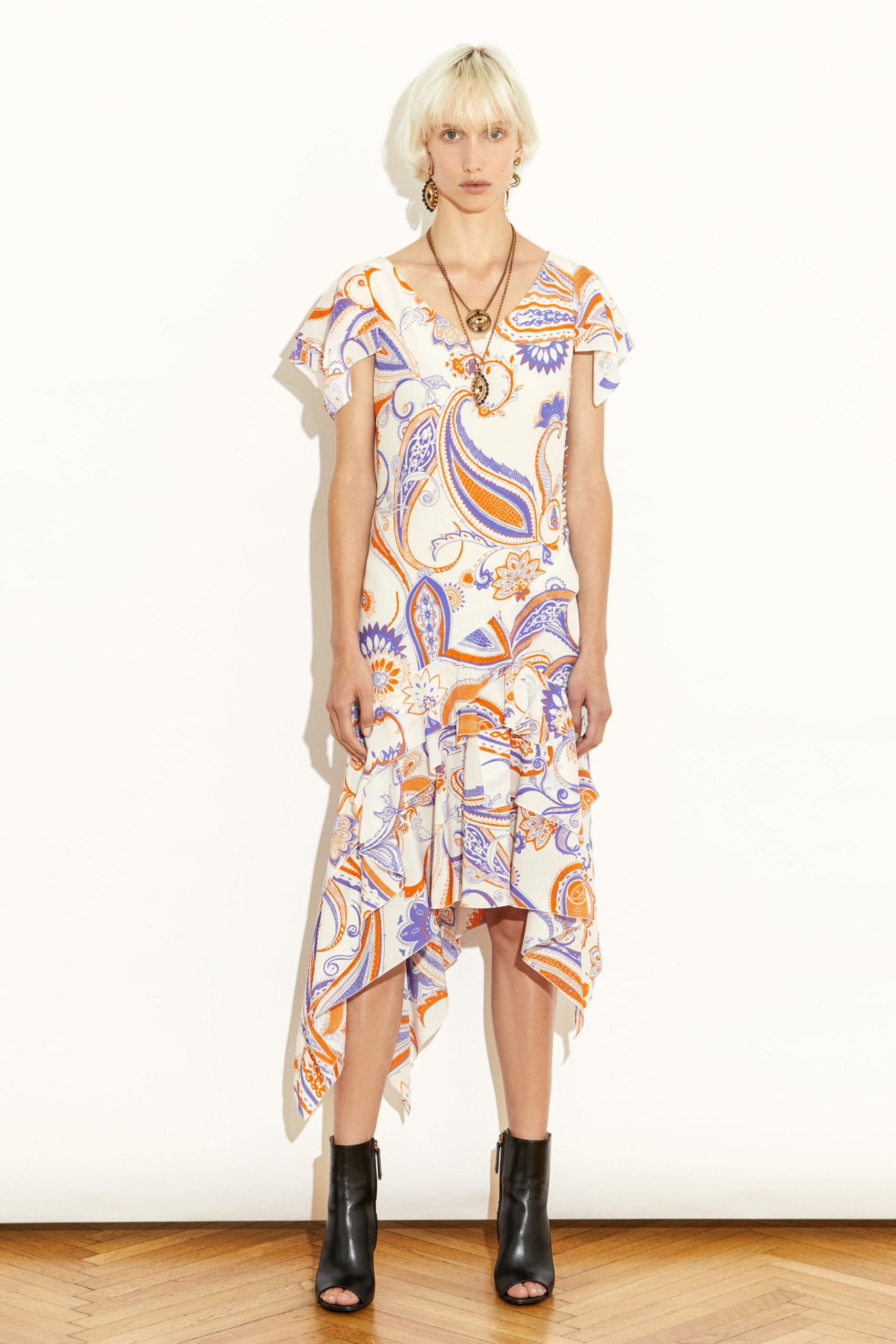 Roberto Cavalli Resort 19 Look 14
