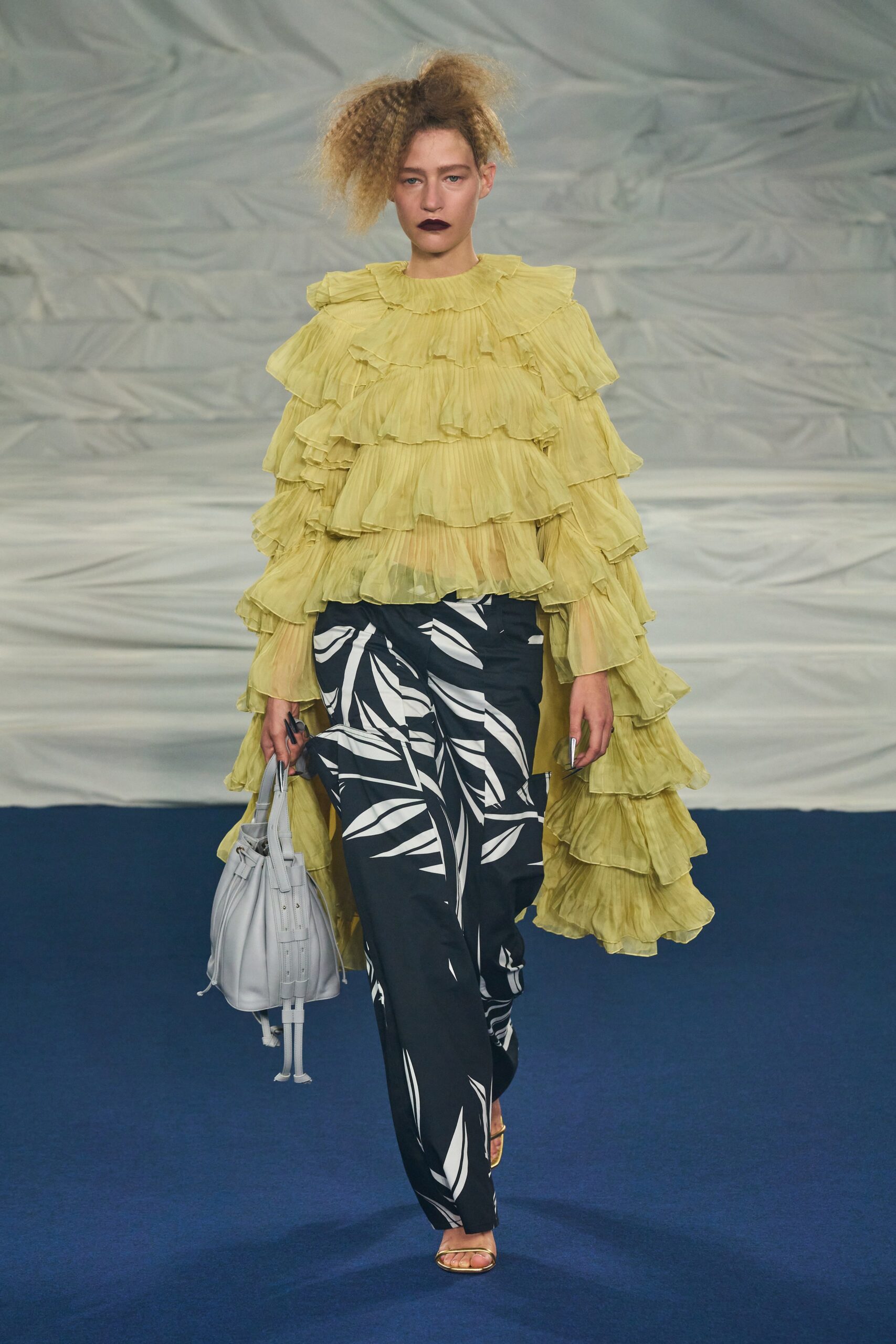 Rochas S/S 23 Look 14