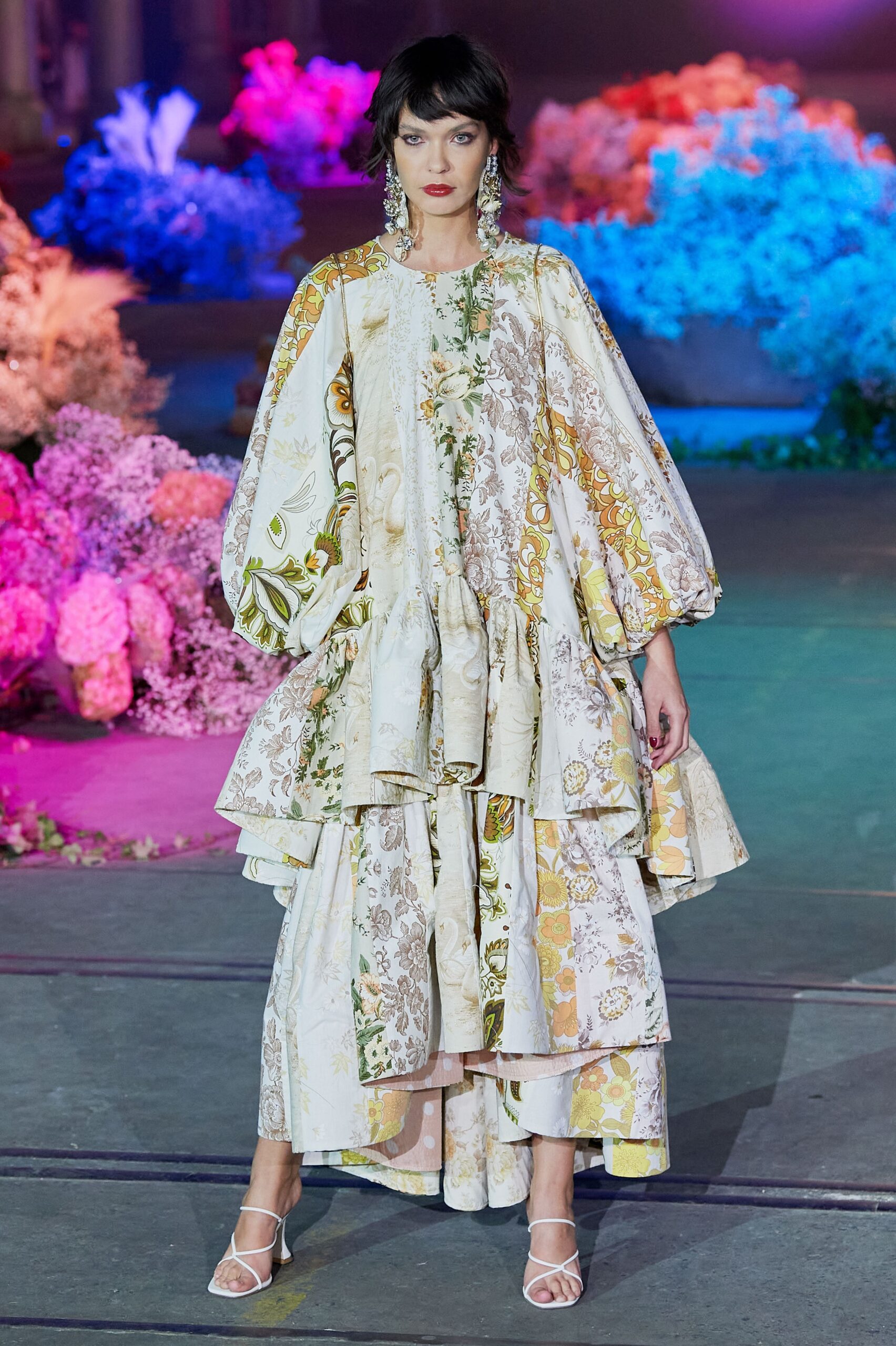 Romance Was Born Australia Resort 22 Look 15