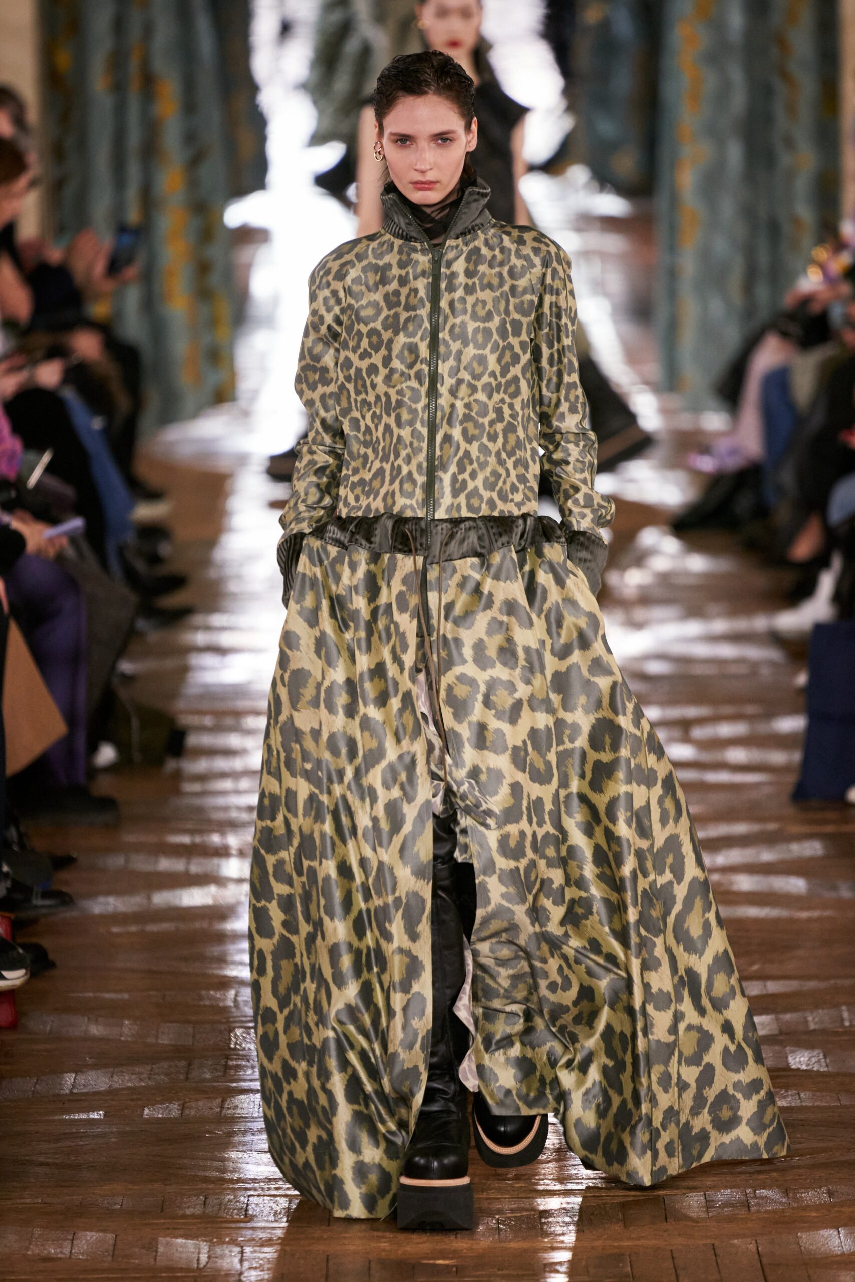 Sacai F/W 22 Look 15