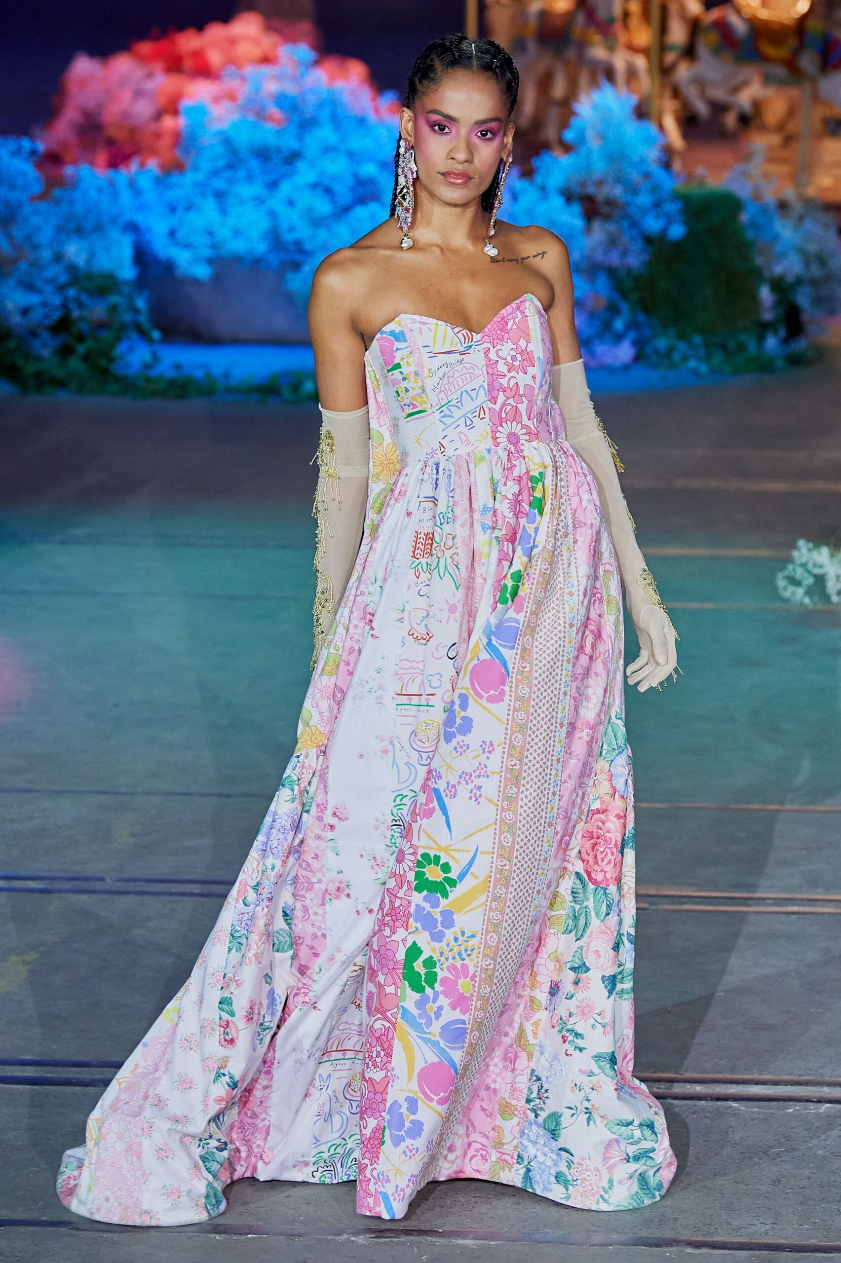 Romance Was Born Australia Resort 22 Look 16