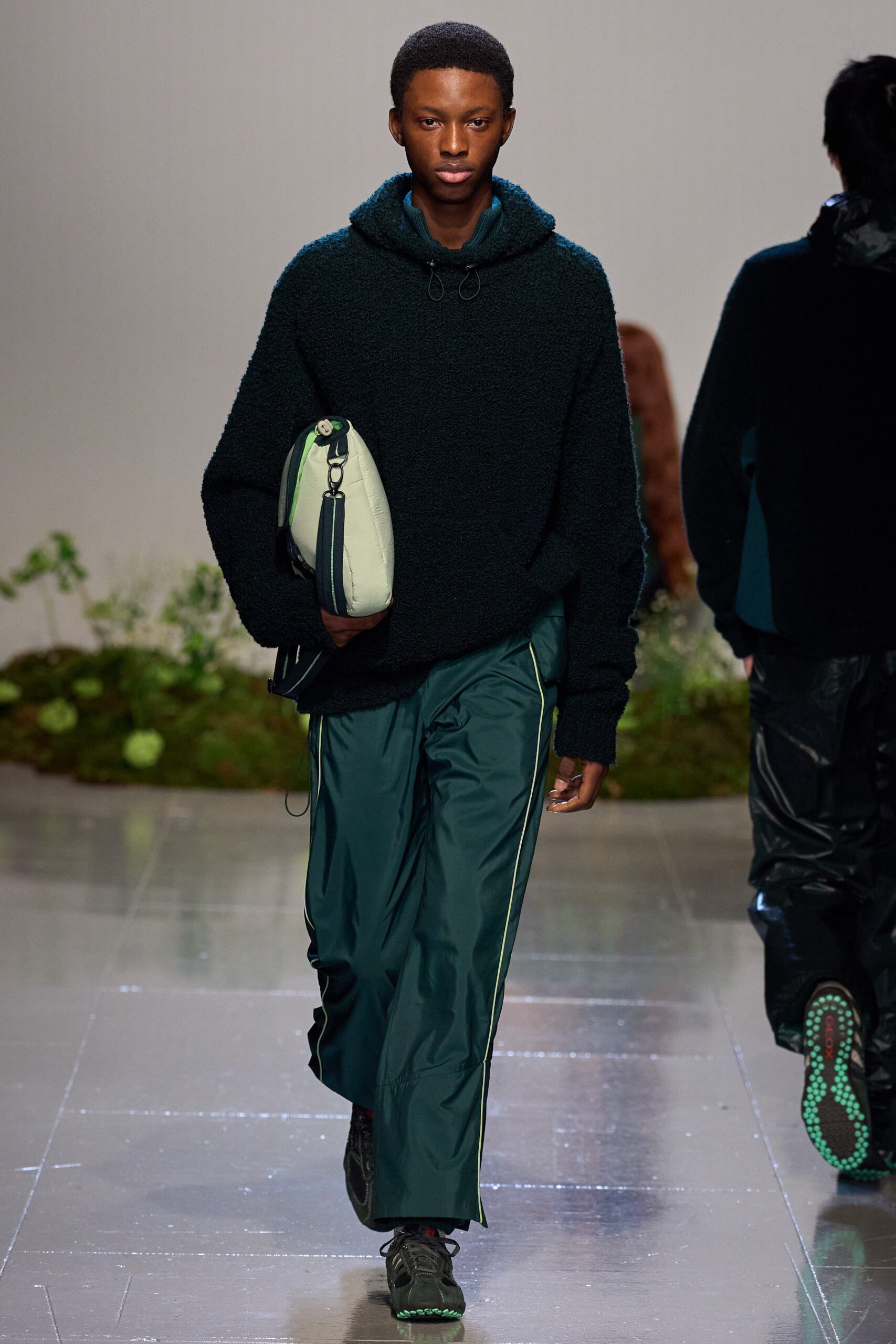 Robyn Lynch F/W 23 Menswear Look 16