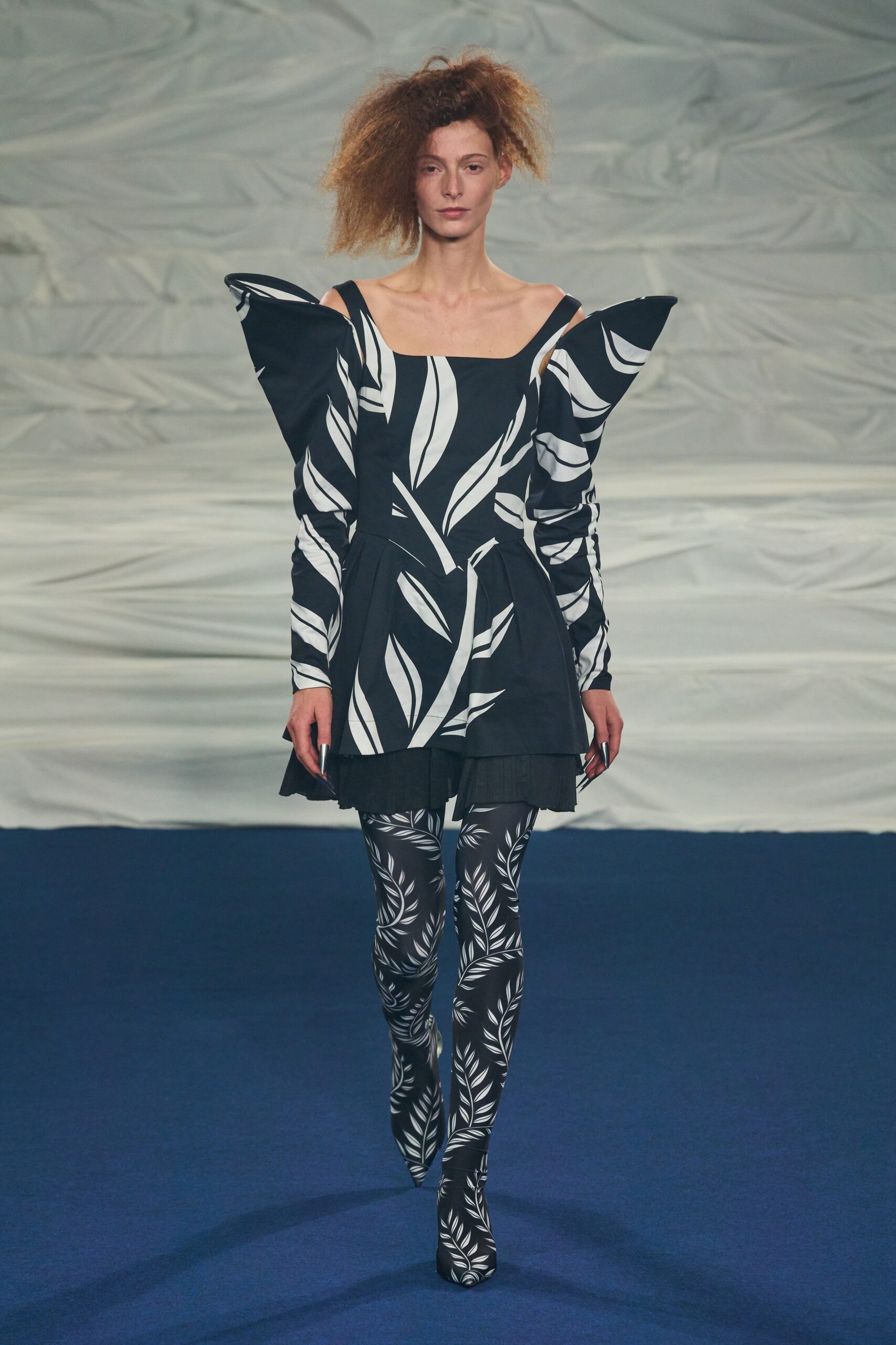 Rochas S/S 23 Look 17