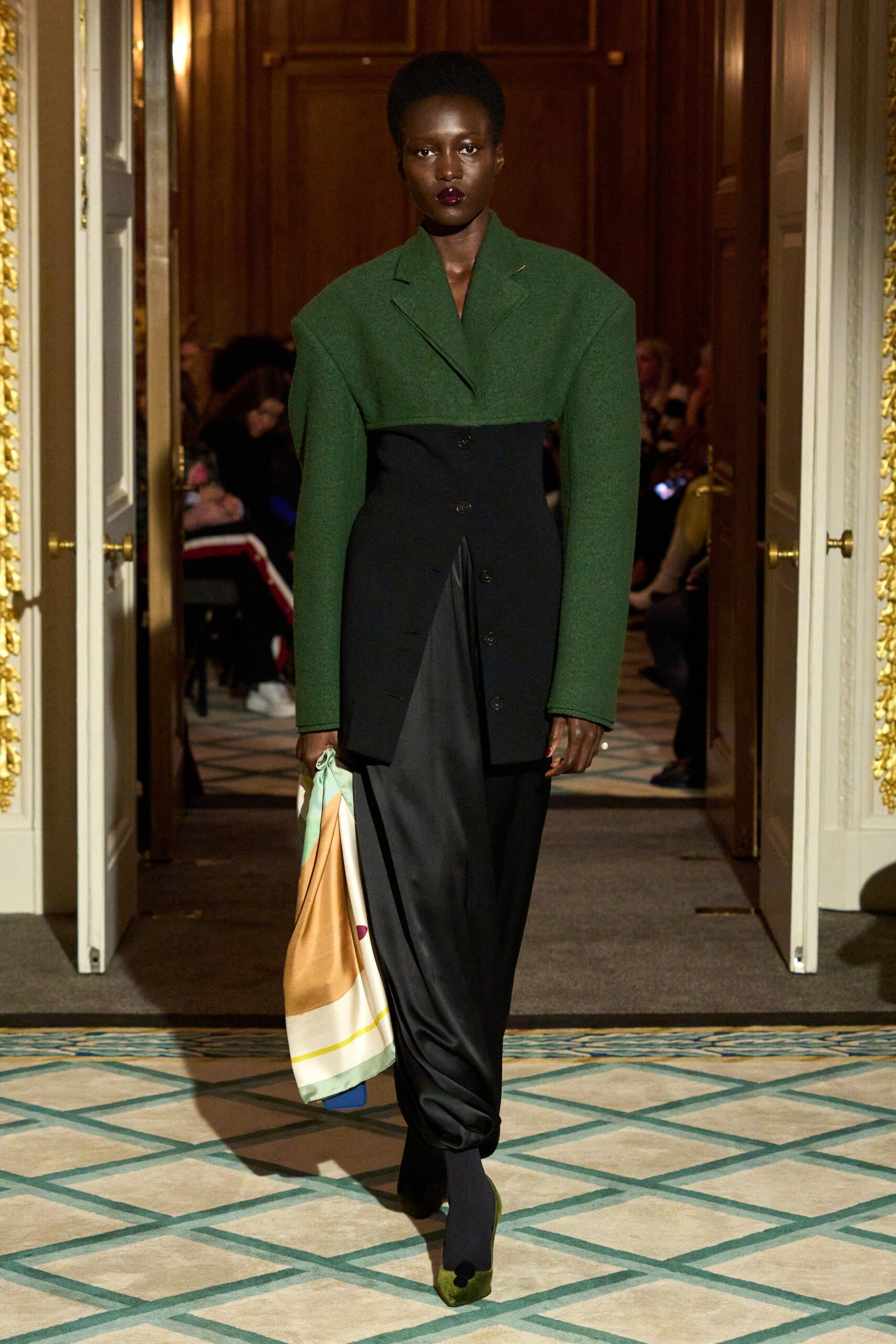 Roksanda F/W 23 Look 16