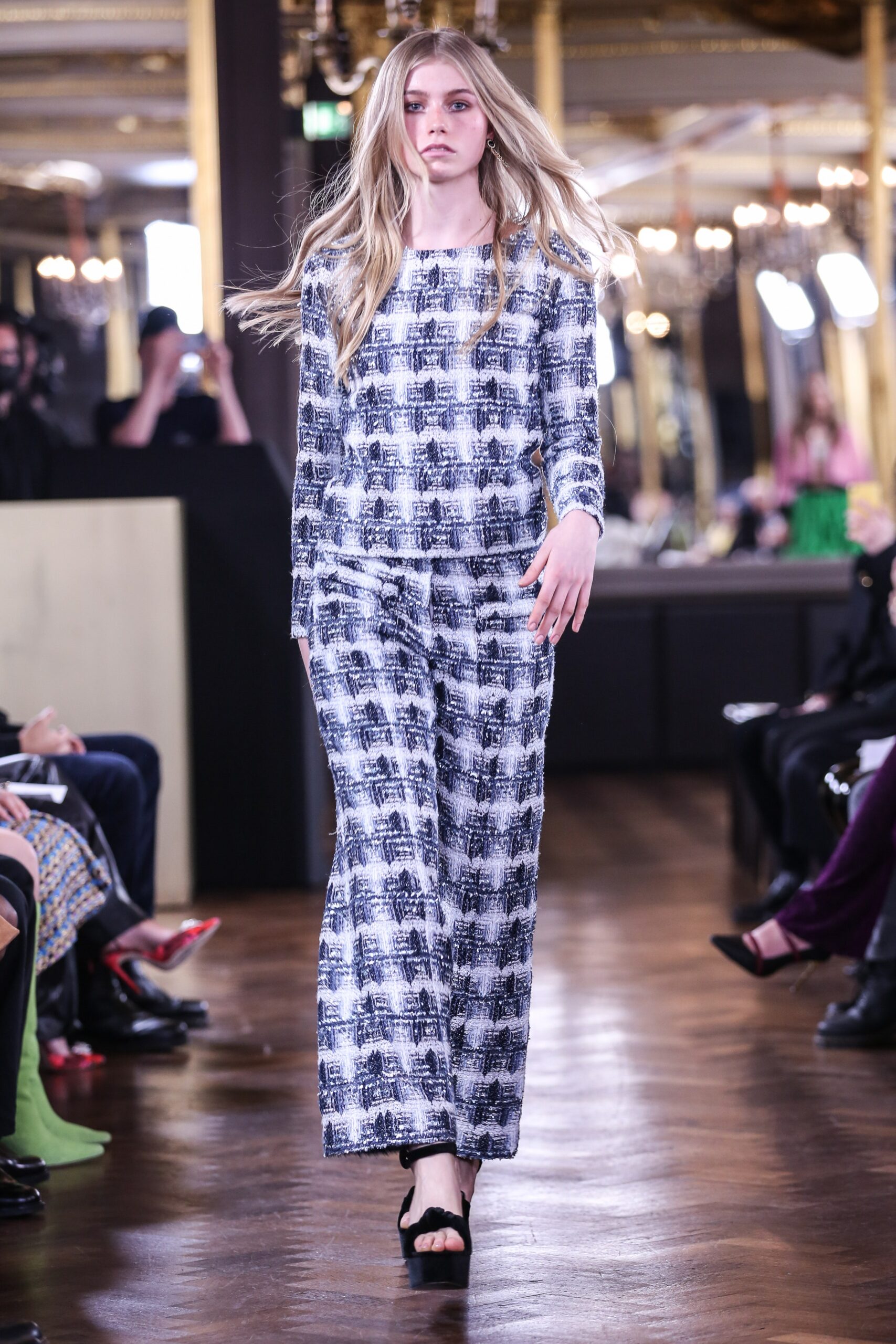 Rue Agthonis F/W 22 Look 16