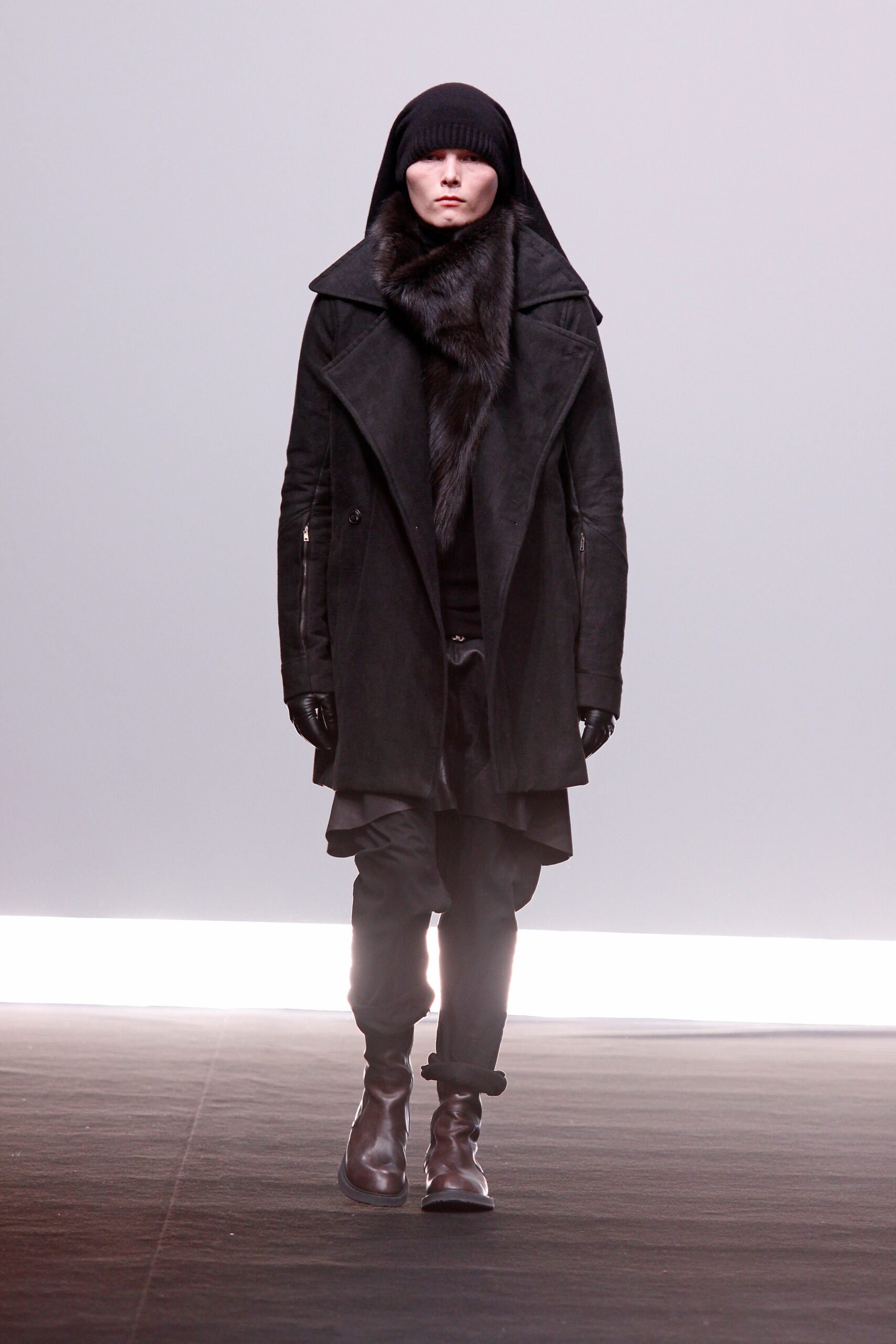Rick Owens F/W 09 Menswear Look 17