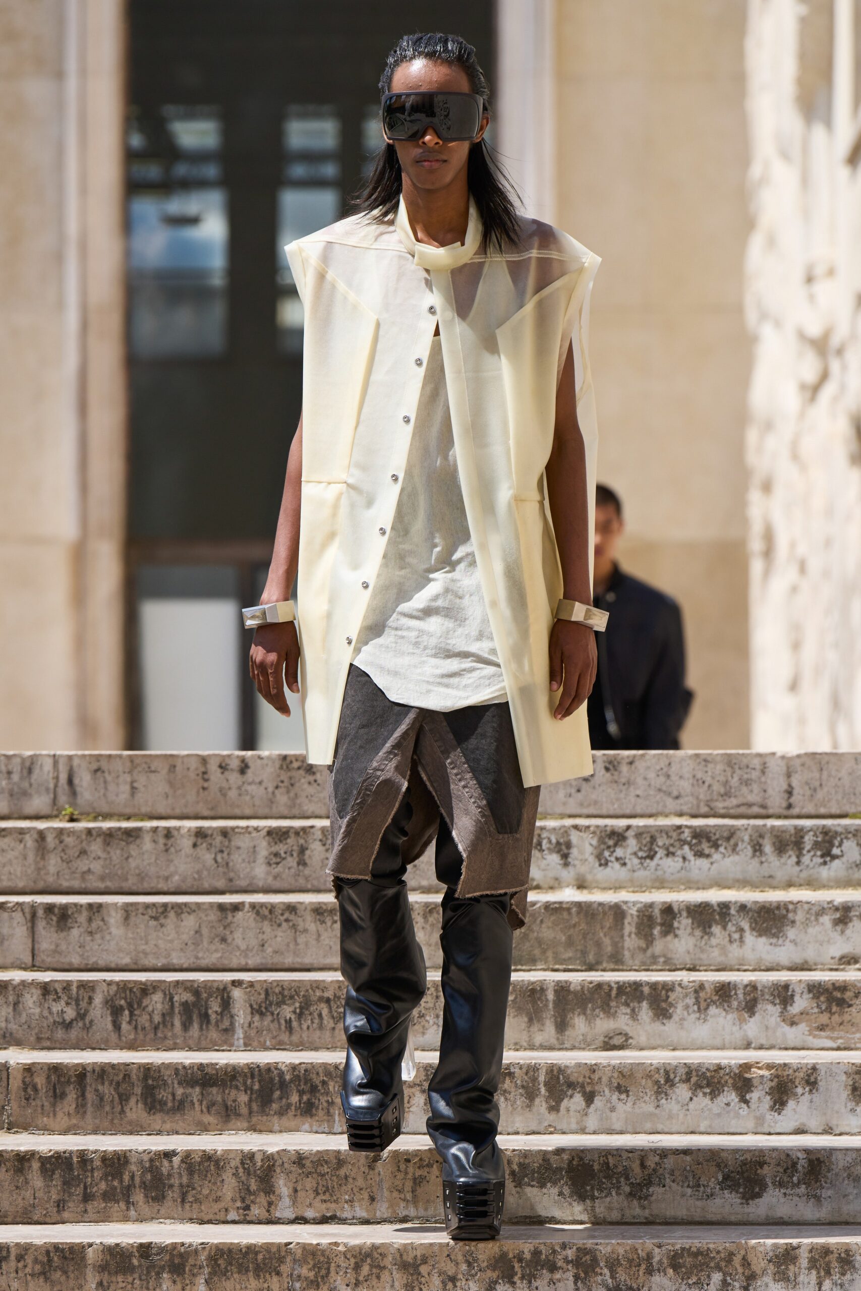 Rick Owens S/S 23 Menswear Look 17