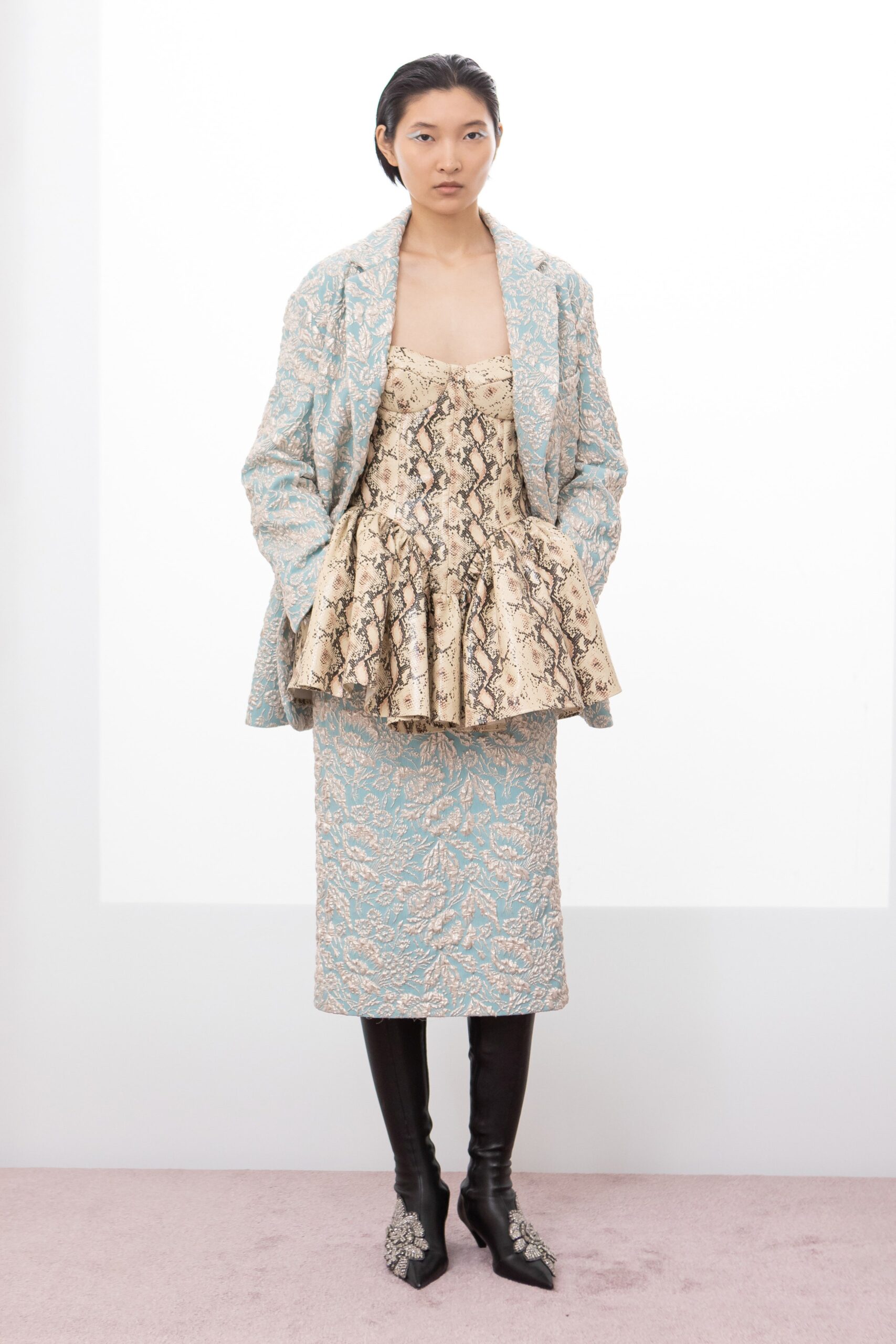Rochas F/W 23 Look 18