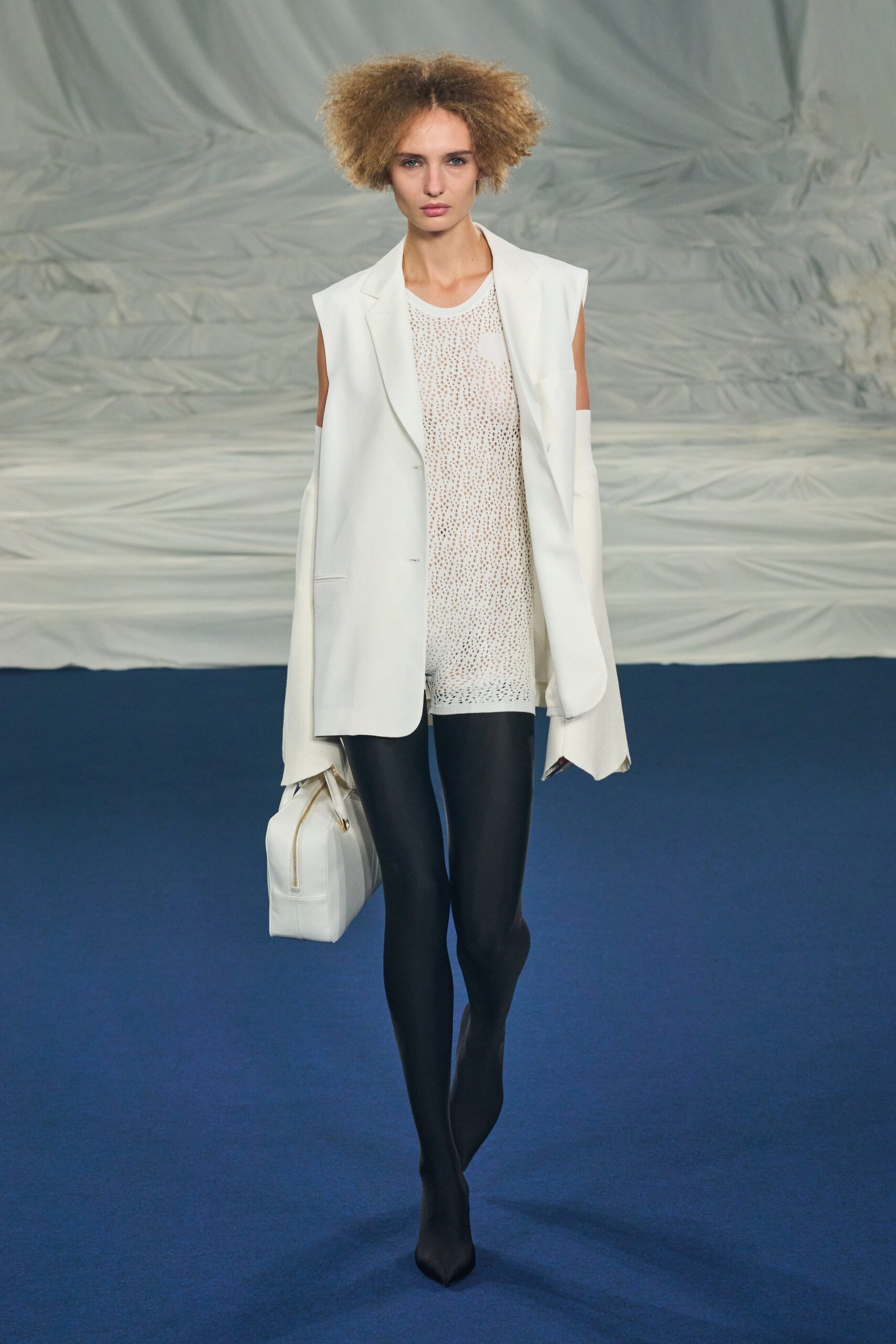 Rochas S/S 23 Look 19