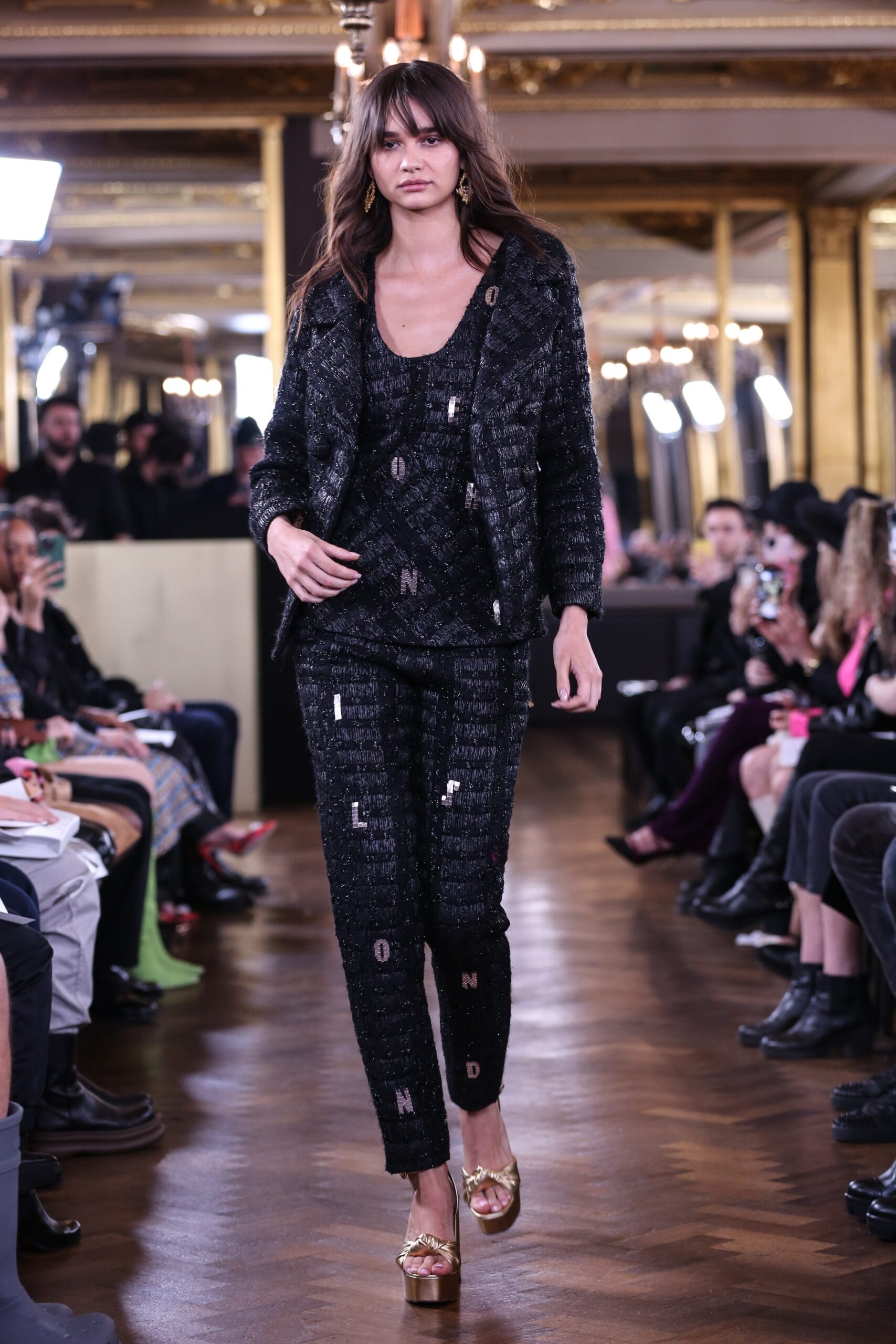 Rue Agthonis F/W 22 Look 18